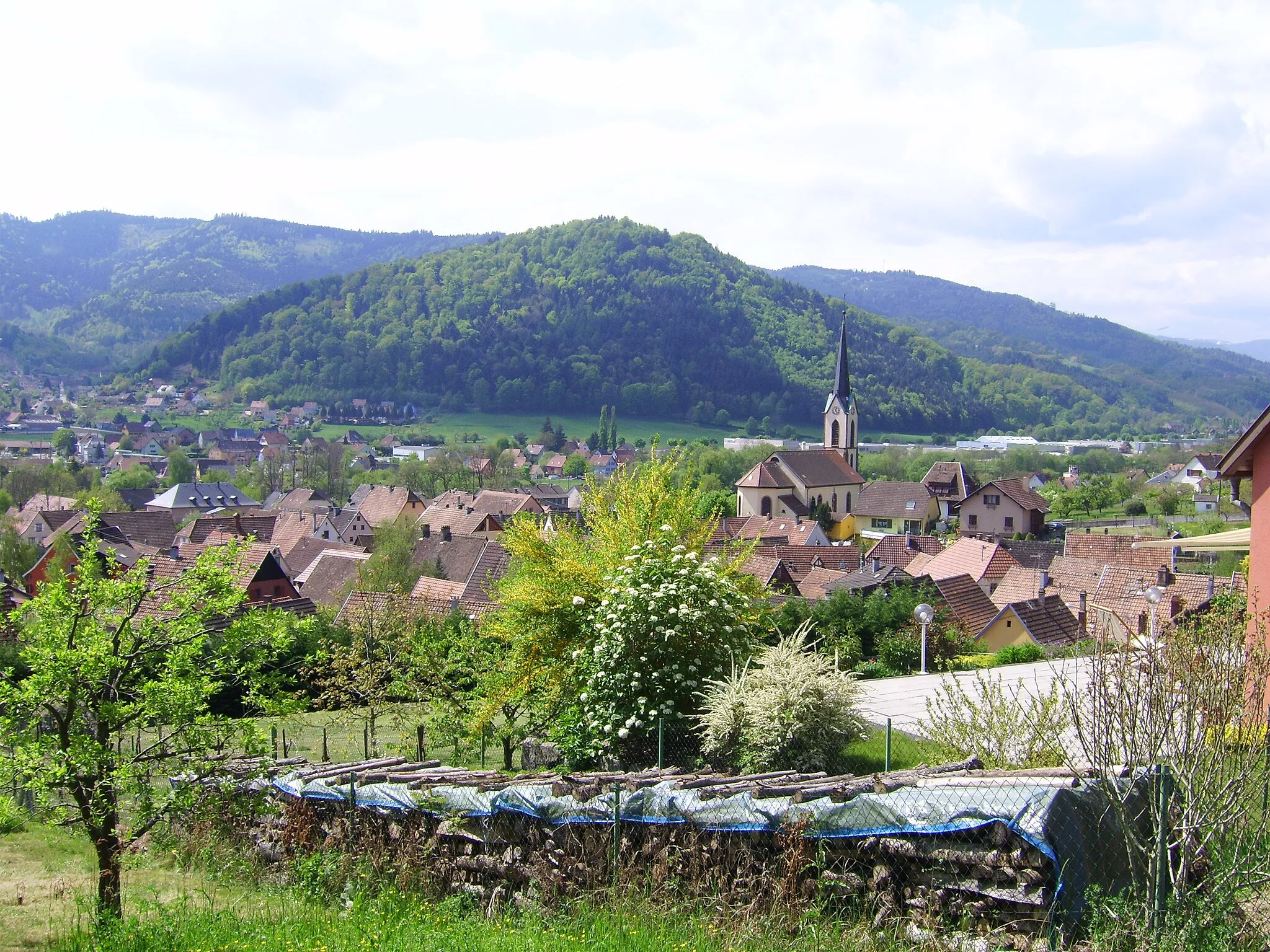 Photo showing: Blick auf den Ort Gunsbach, Deutschland