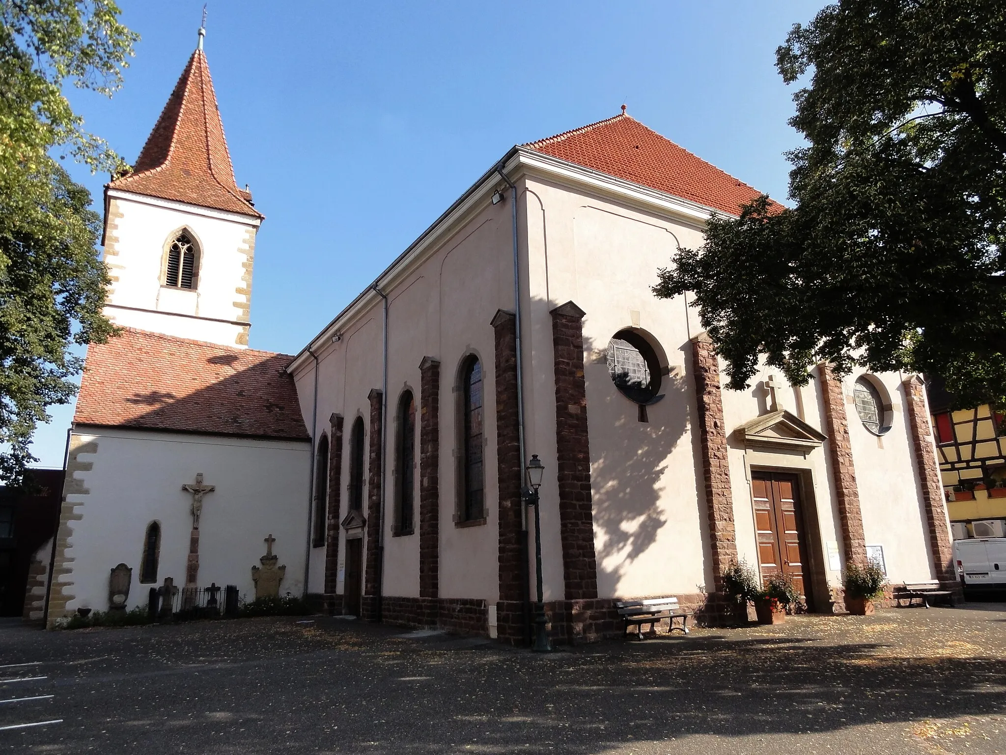 Photo showing: Alsace, Haut-Rhin, Église Saint-Michel de Herrlisheim-près-Colmar (PA68000033, IA68003596).