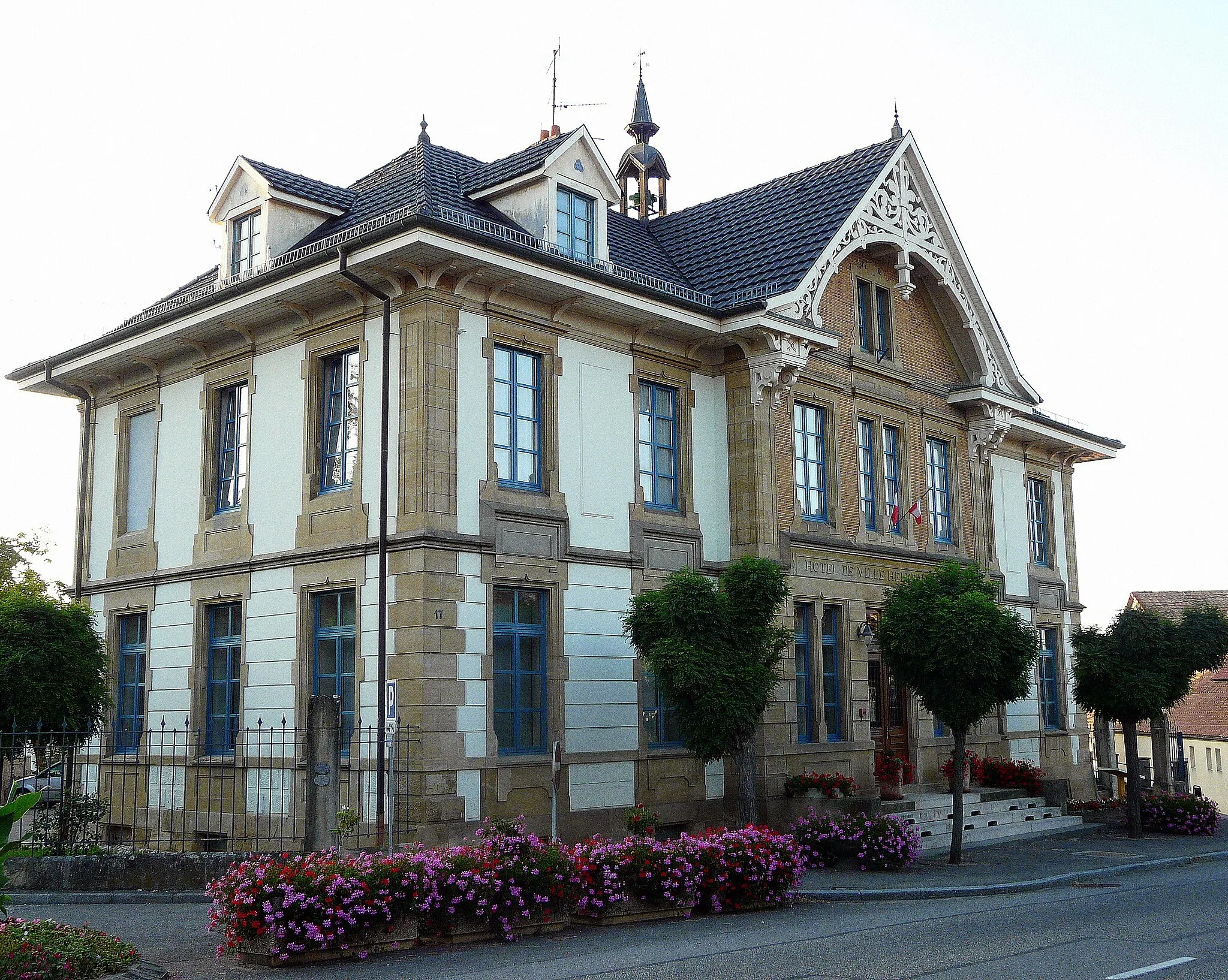 Photo showing: Cityhall of Helfrantzkirch (Alsace - France)