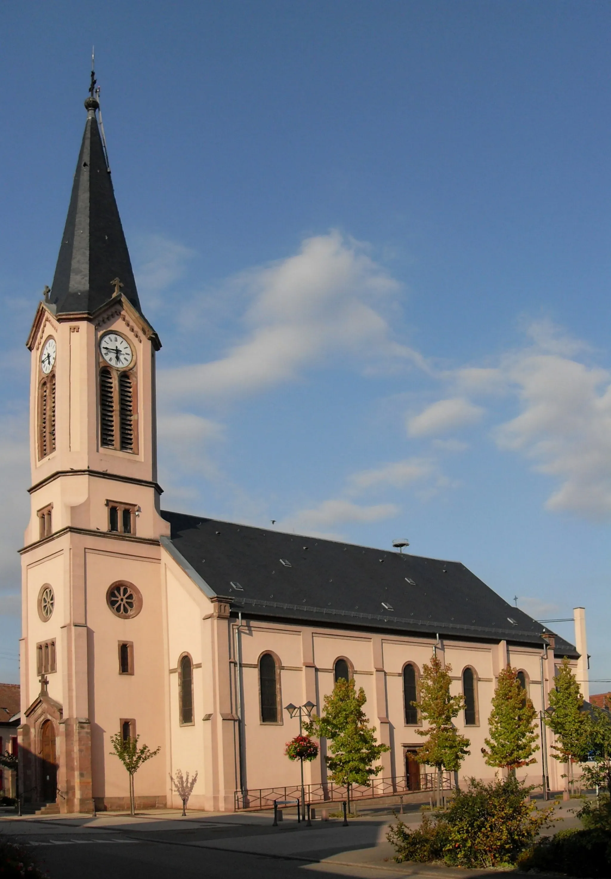 Photo showing: L'église Saint-Maurice à Houssen