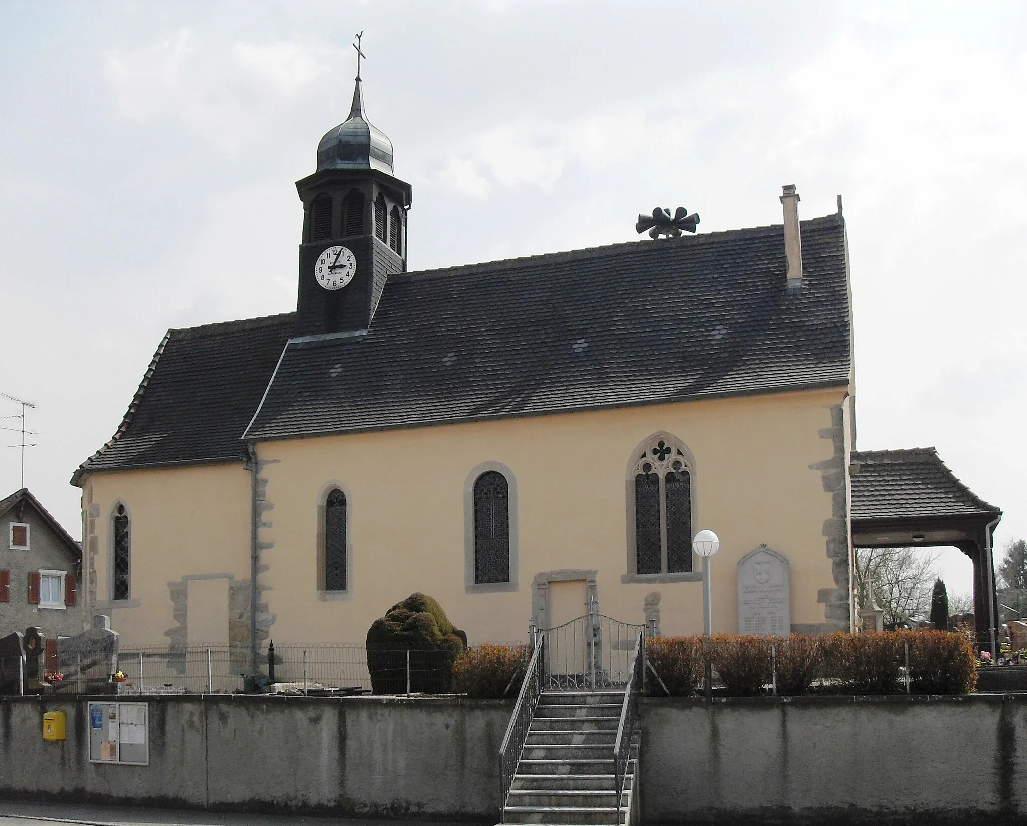 Photo showing: L'église Saint-Jacques-le-Majeur à Knœringue, côté nord