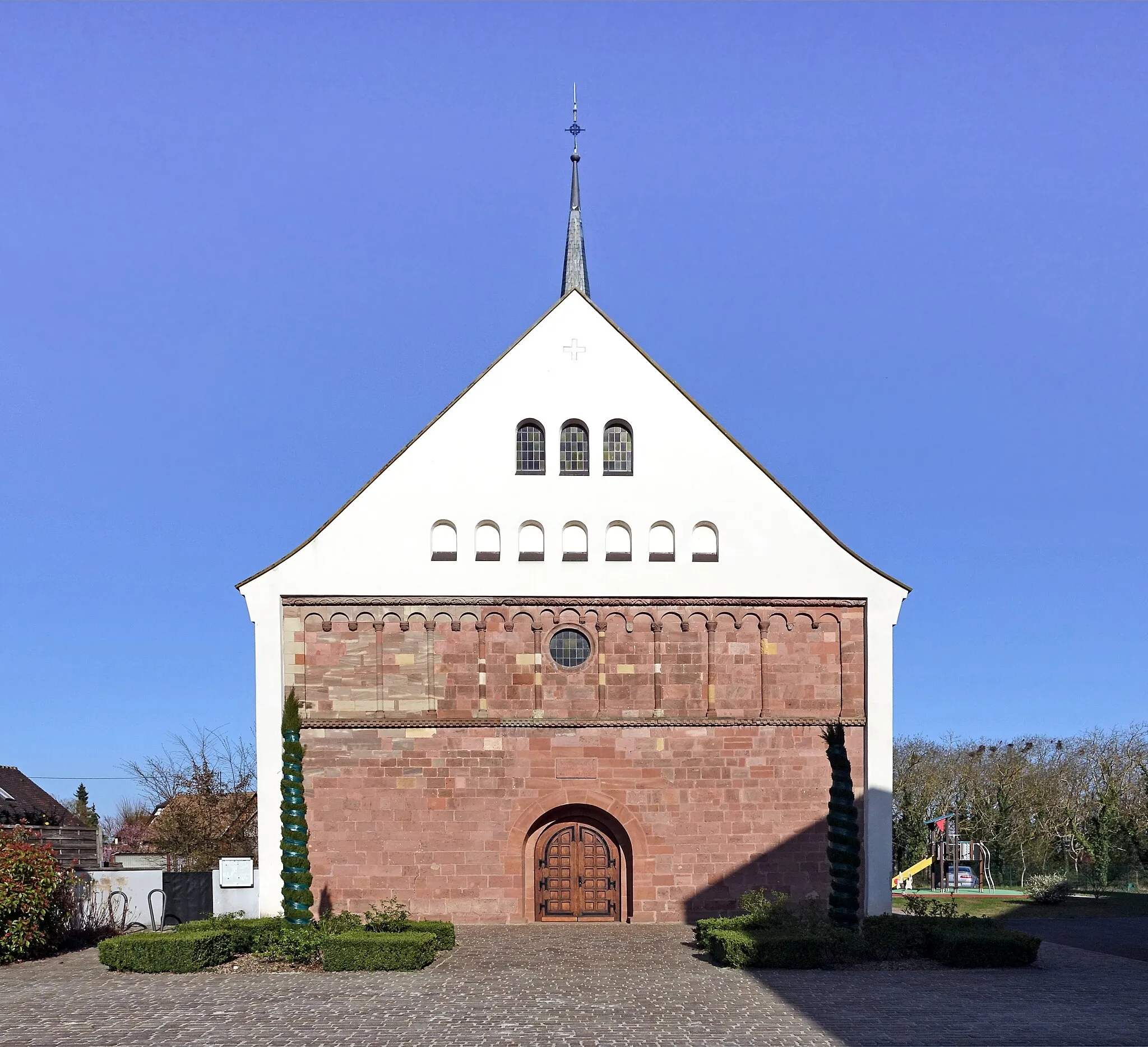 Photo showing: Saint-Martin church in Jebsheim (Haut-Rhin, France).