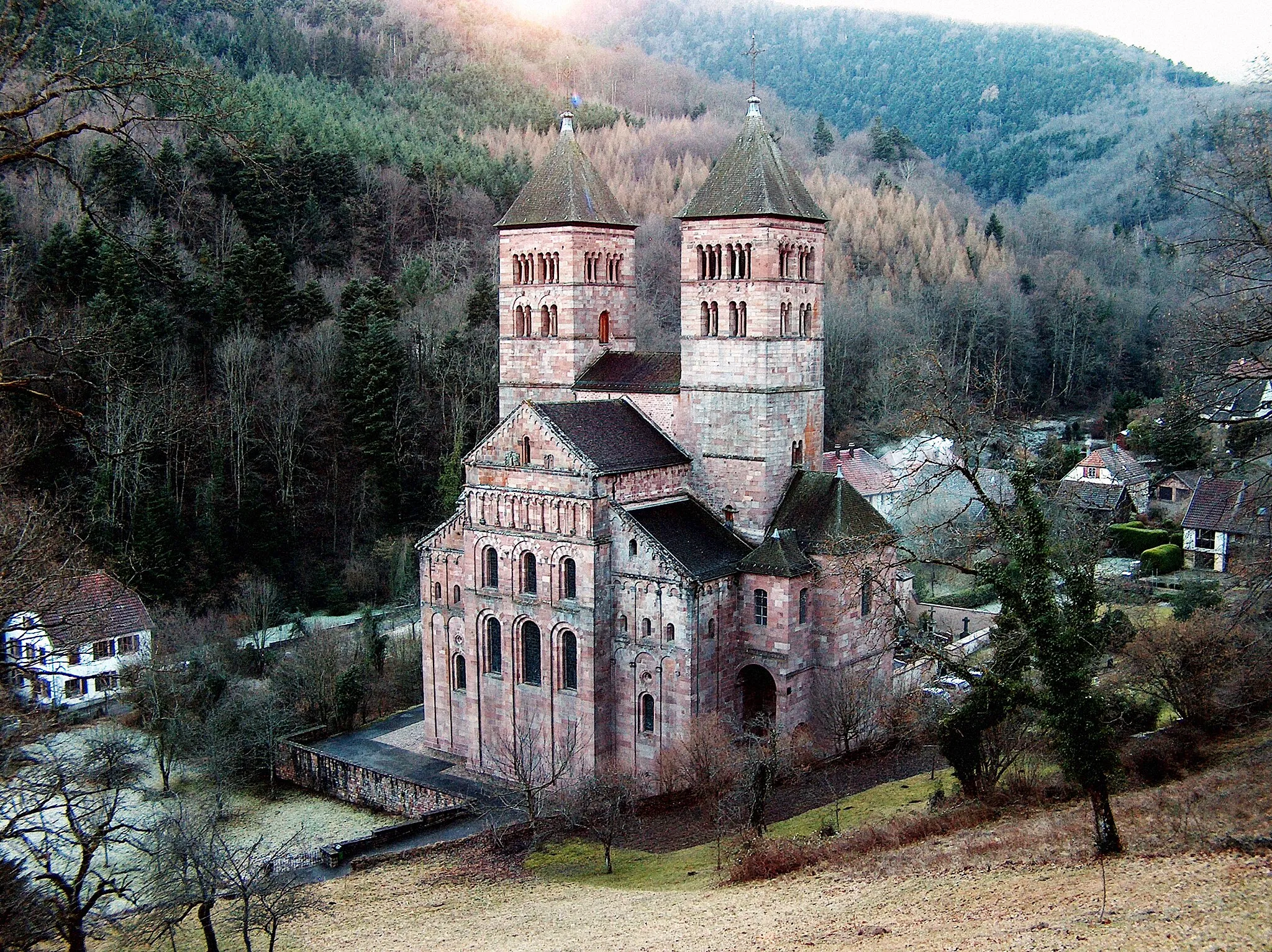 Photo showing: Roman Church of Murbach, Alsace, France.