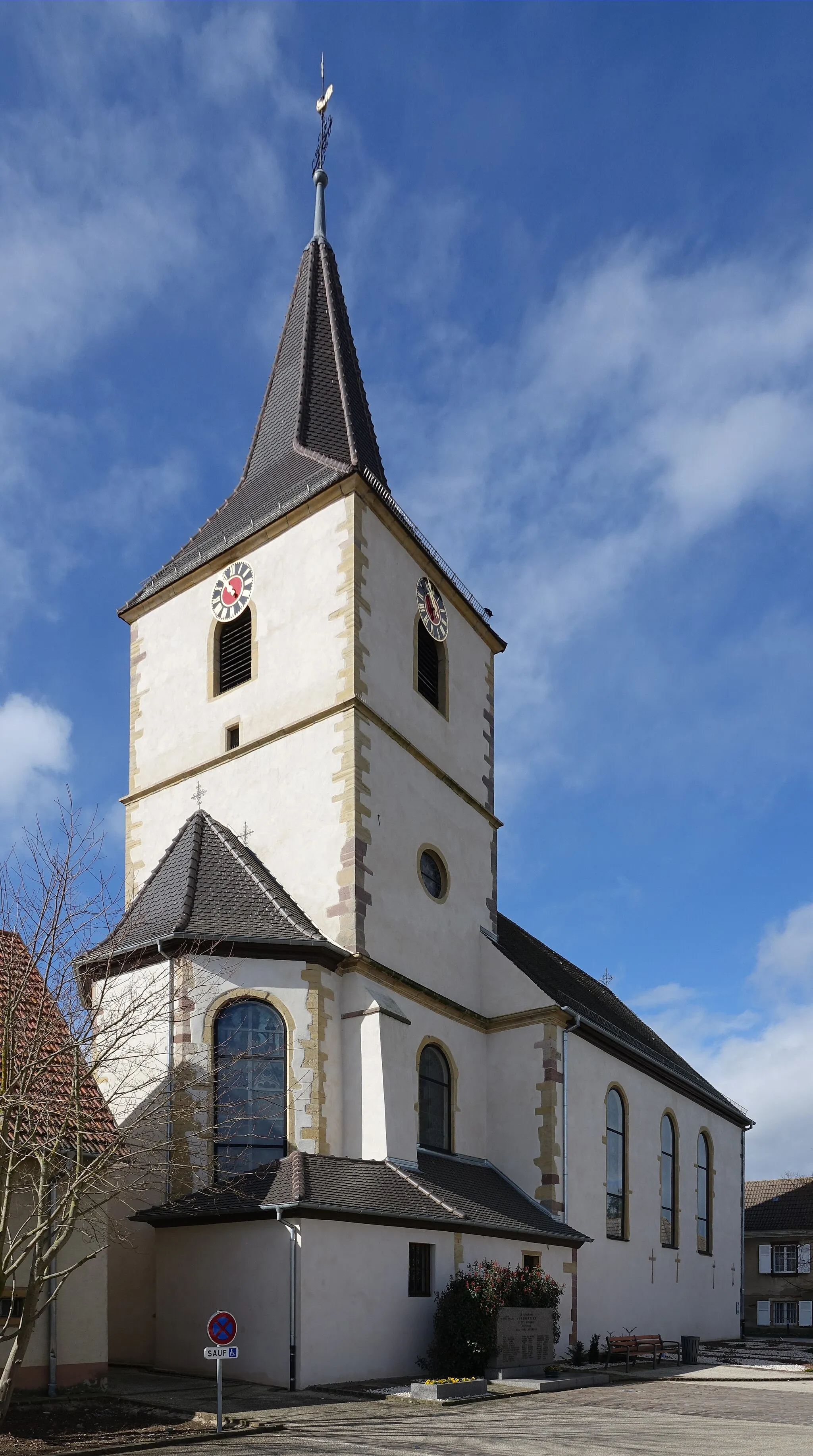 Photo showing: St. Nicholas Church in Oberentzen (Haut-Rhin, France).