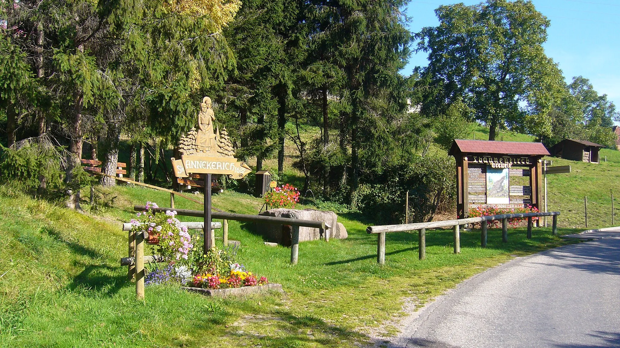 Photo showing: L'entrée du village de Thannenkirch en venant de Ribeauvillé