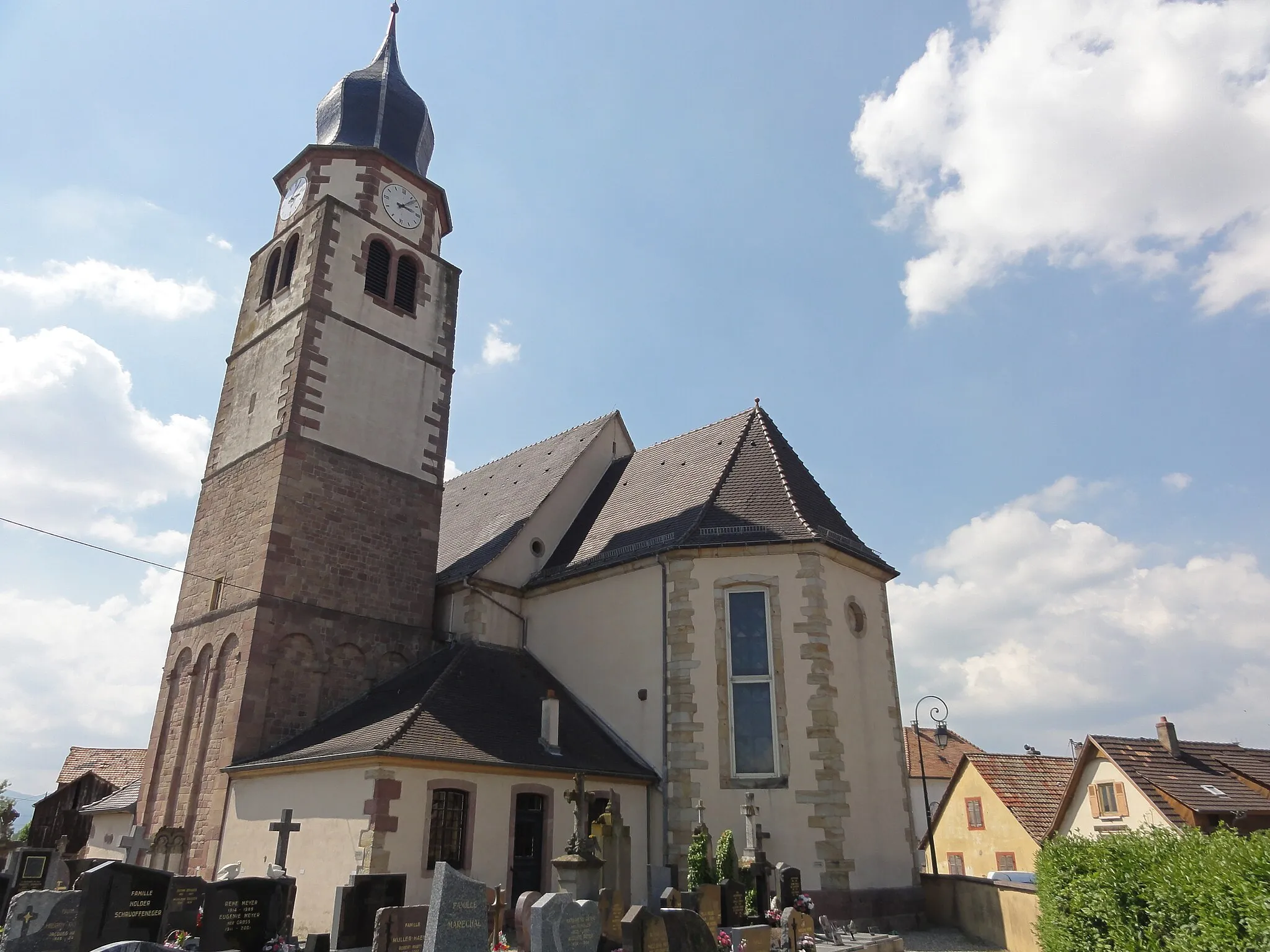 Photo showing: This building is classé au titre des monuments historiques de la France. It is indexed in the base Mérimée, a database of architectural heritage maintained by the French Ministry of Culture, under the references PA00085725 and IA00111990 .