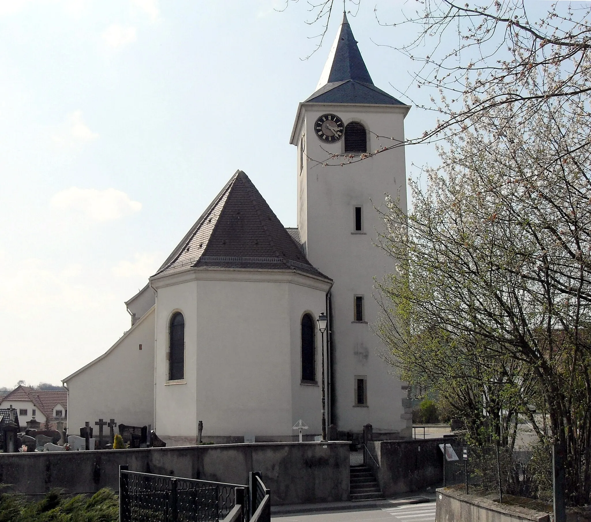 Photo showing: L'èglise Saint-Léger à Steinbrunn-le-Bas, côté est