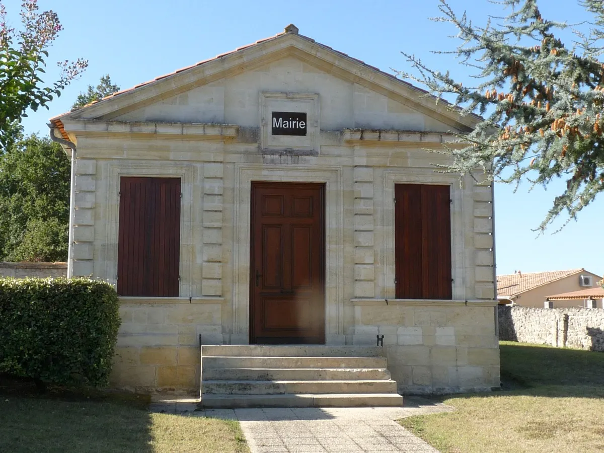 Photo showing: mairie de Prignac-en-Médoc, Gironde, France