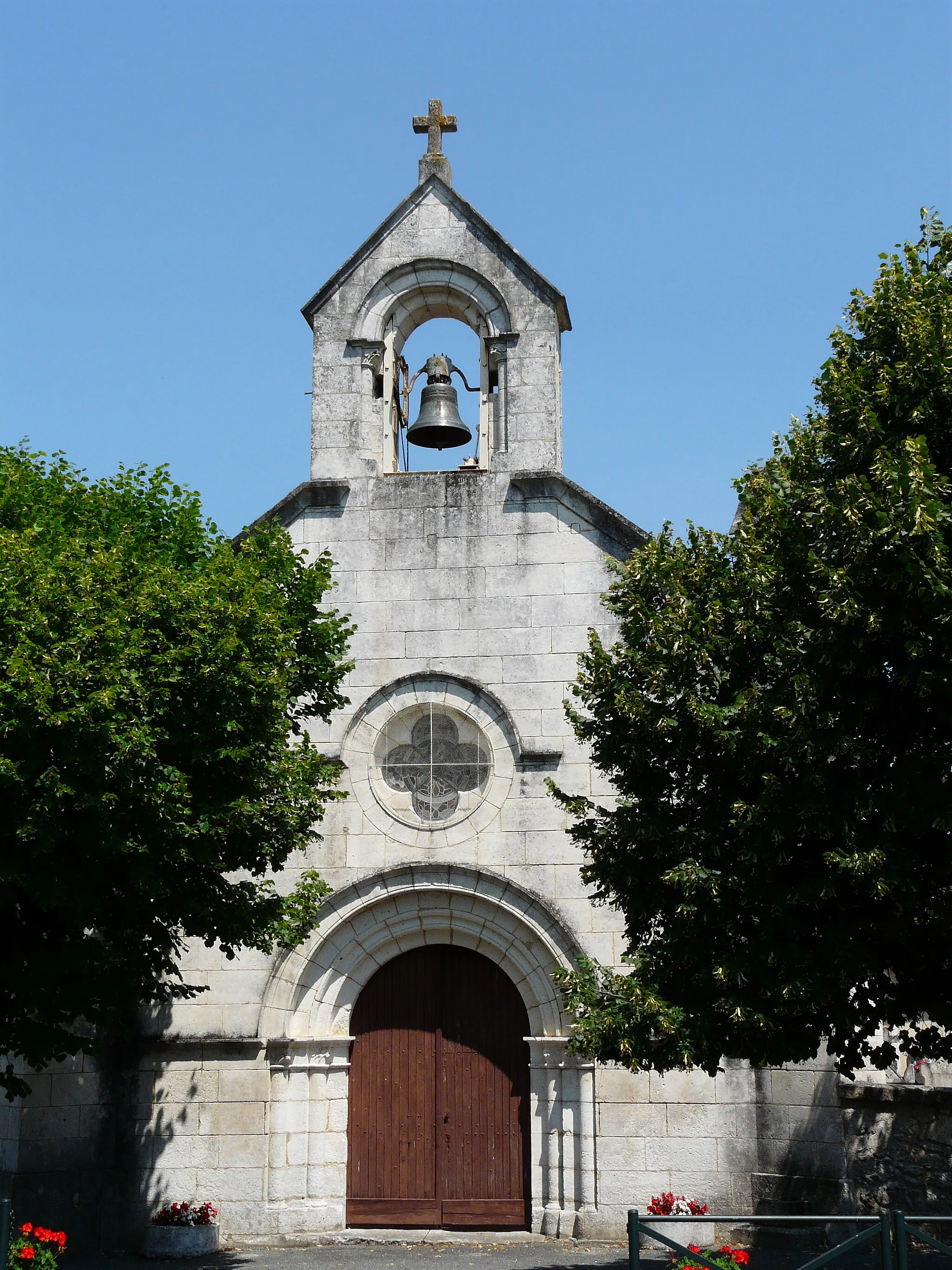 Photo showing: L'église Notre-Dame-de-la-Nativité de Beaupouyet, Dordogne, France.