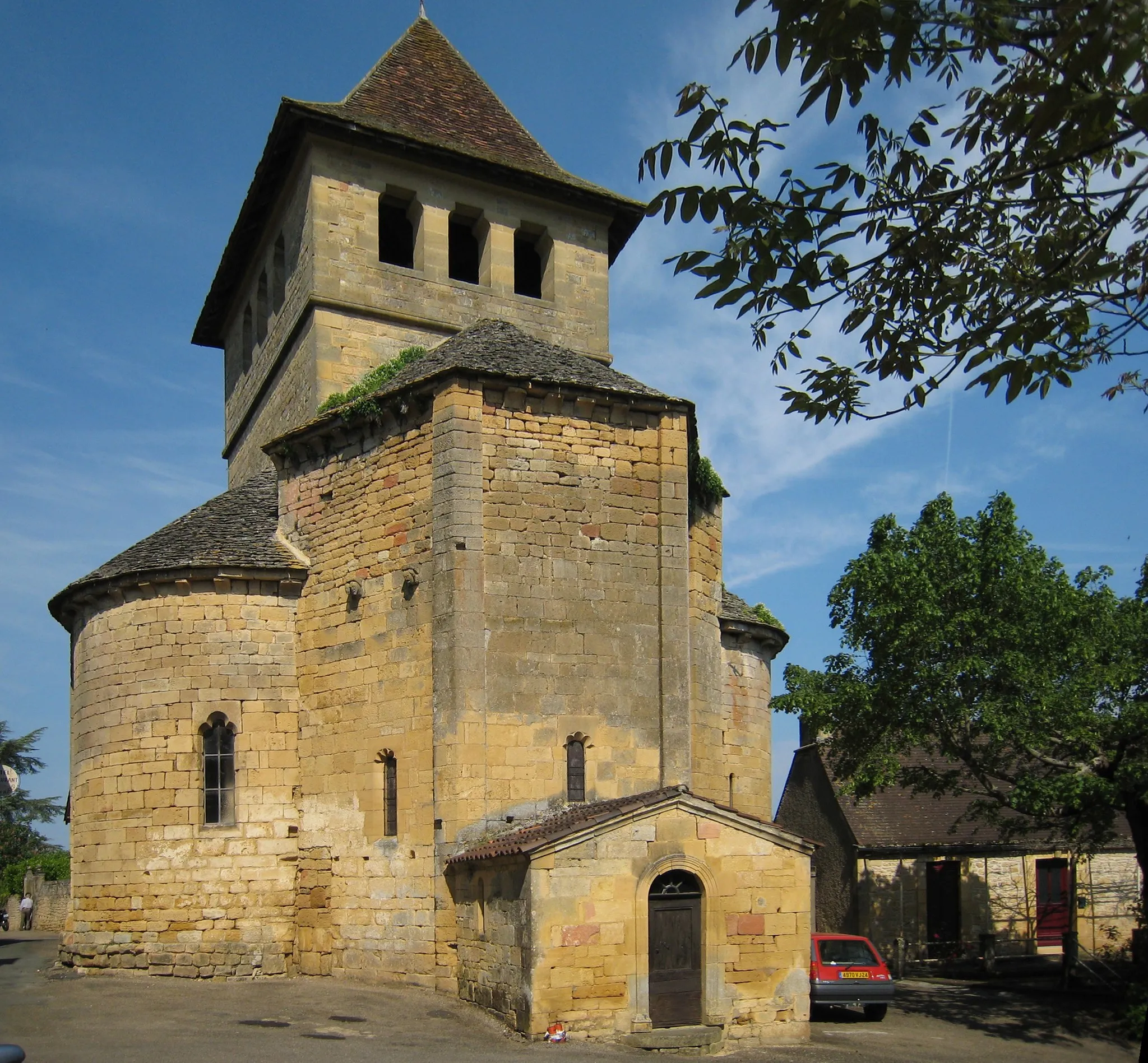 Photo showing: This building is classé au titre des monuments historiques de la France. It is indexed in the base Mérimée, a database of architectural heritage maintained by the French Ministry of Culture, under the reference PA00082634 .