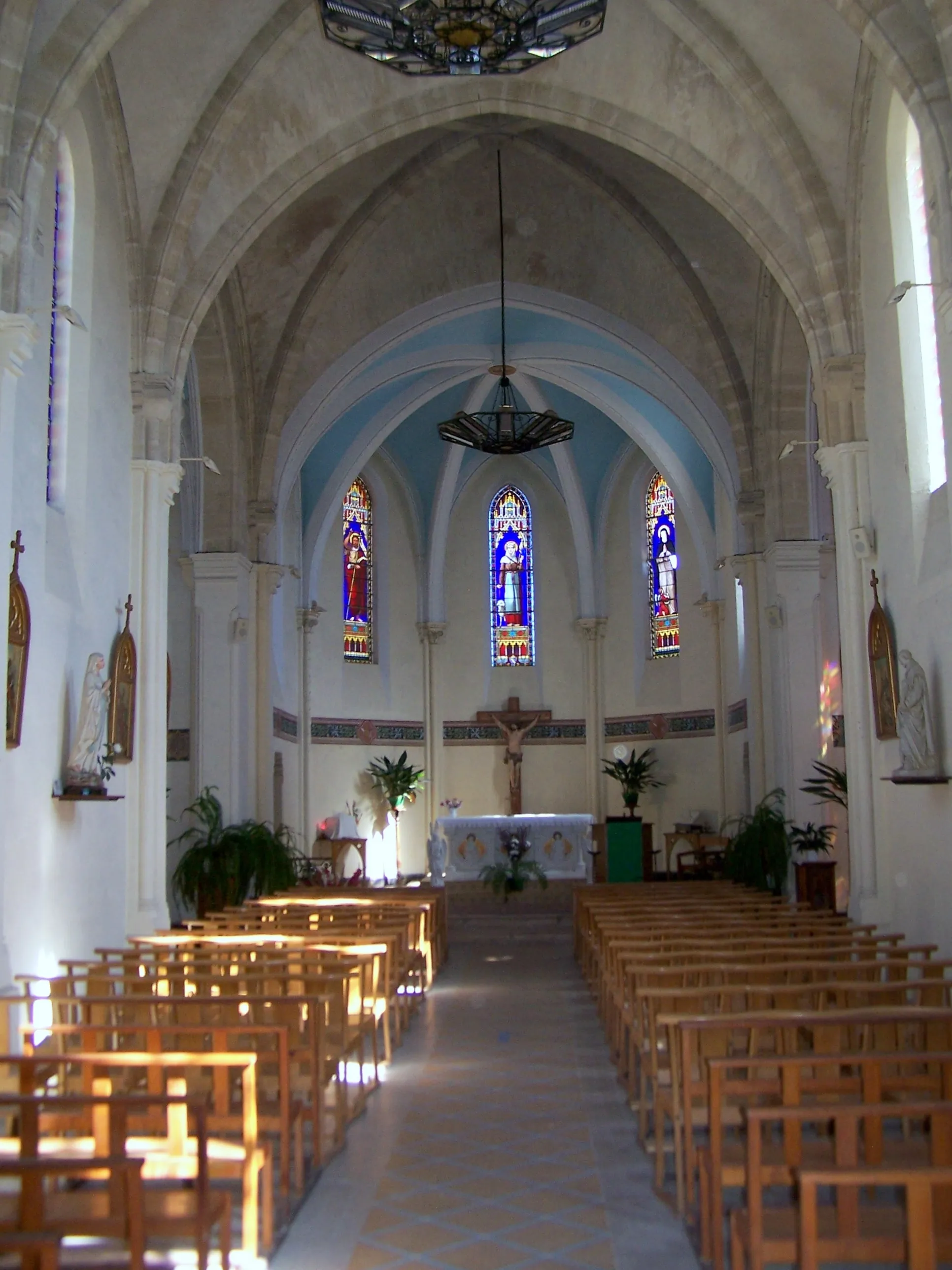 Photo showing: Nave of Saint Magne church of Saint-Magne (Gironde, France)