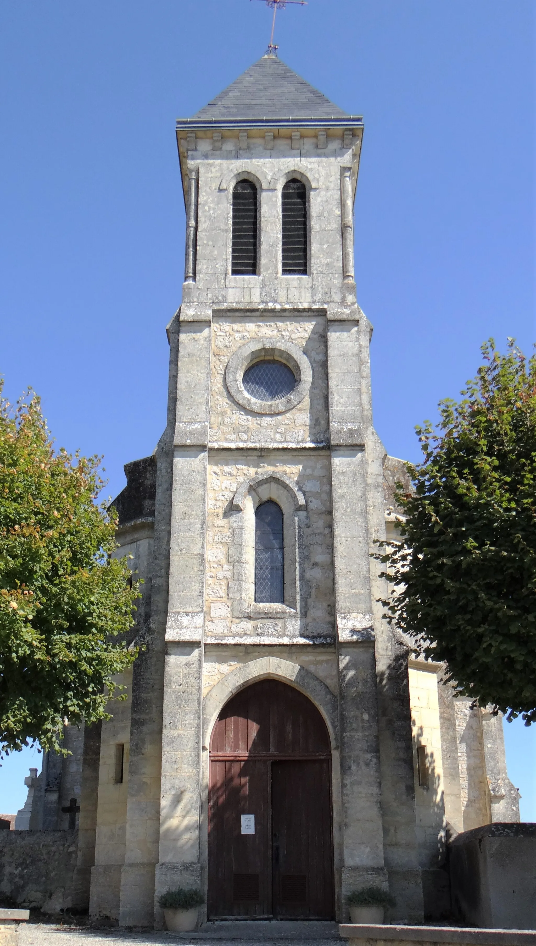 Photo showing: Nojals-et-Clotte - Église Sainte-Quitterie de Nojals - Clocher