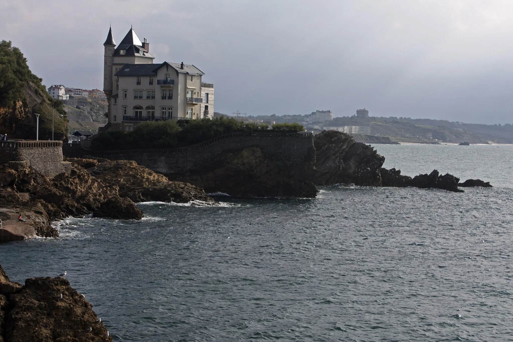 Photo showing: The 'Villa Belza', seen from the esplanade du ‘Rocher de la Vierge’.