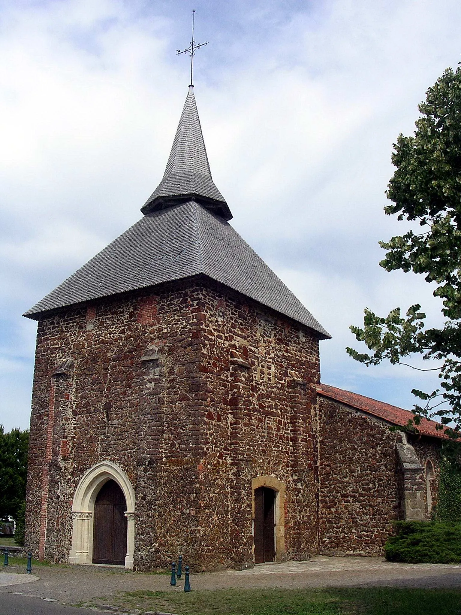 Photo showing: Église Saint-Jean-Baptiste de Mézos, dans le département français des Landes.