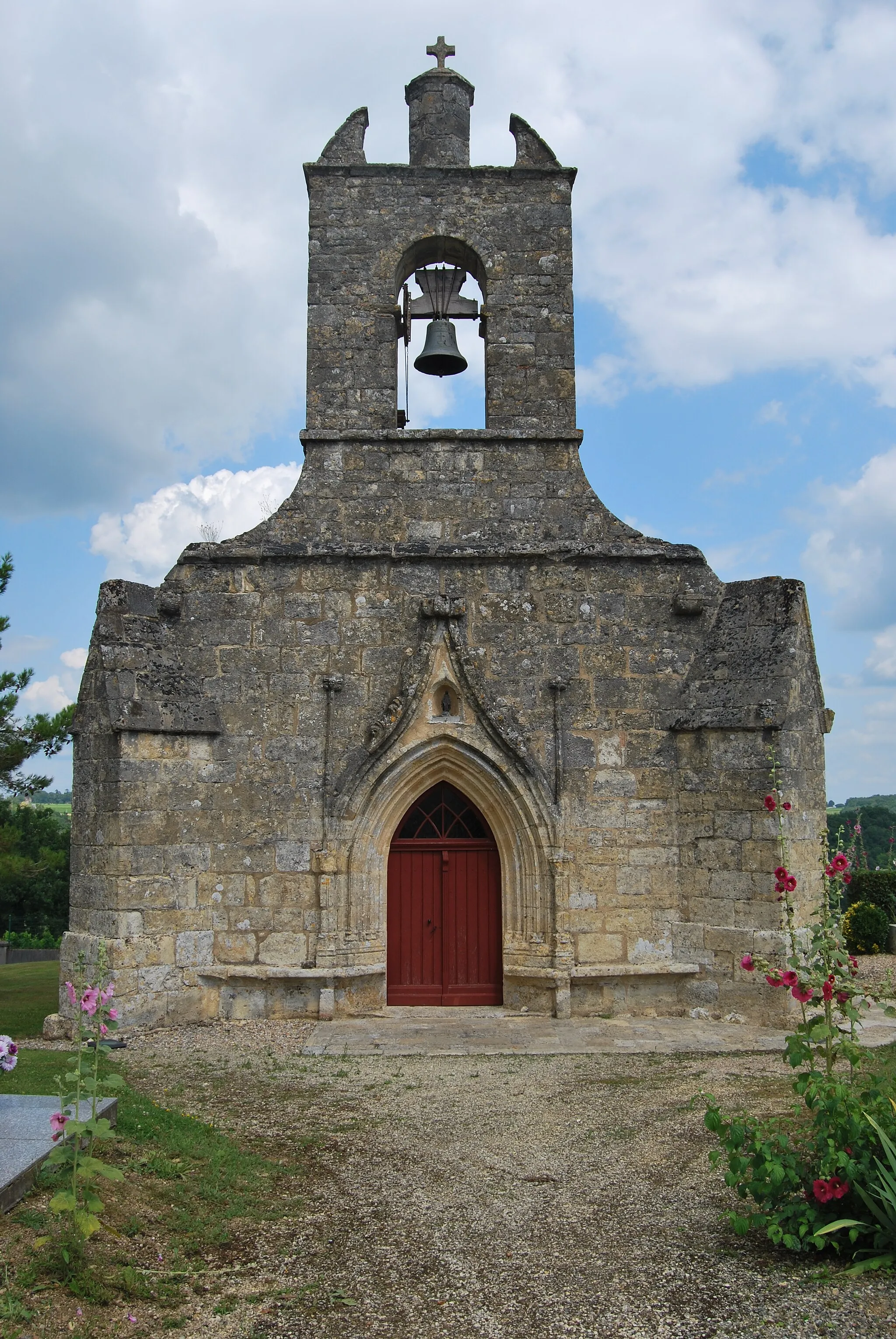 Photo showing: Église Saint-Philippe de Coubeyrac