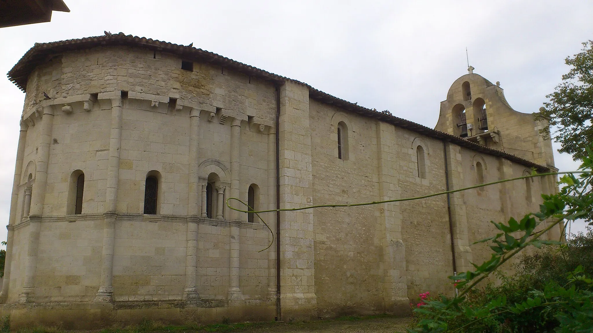 Photo showing: This building is indexed in the base Mérimée, a database of architectural heritage maintained by the French Ministry of Culture, under the reference PA00083555 .