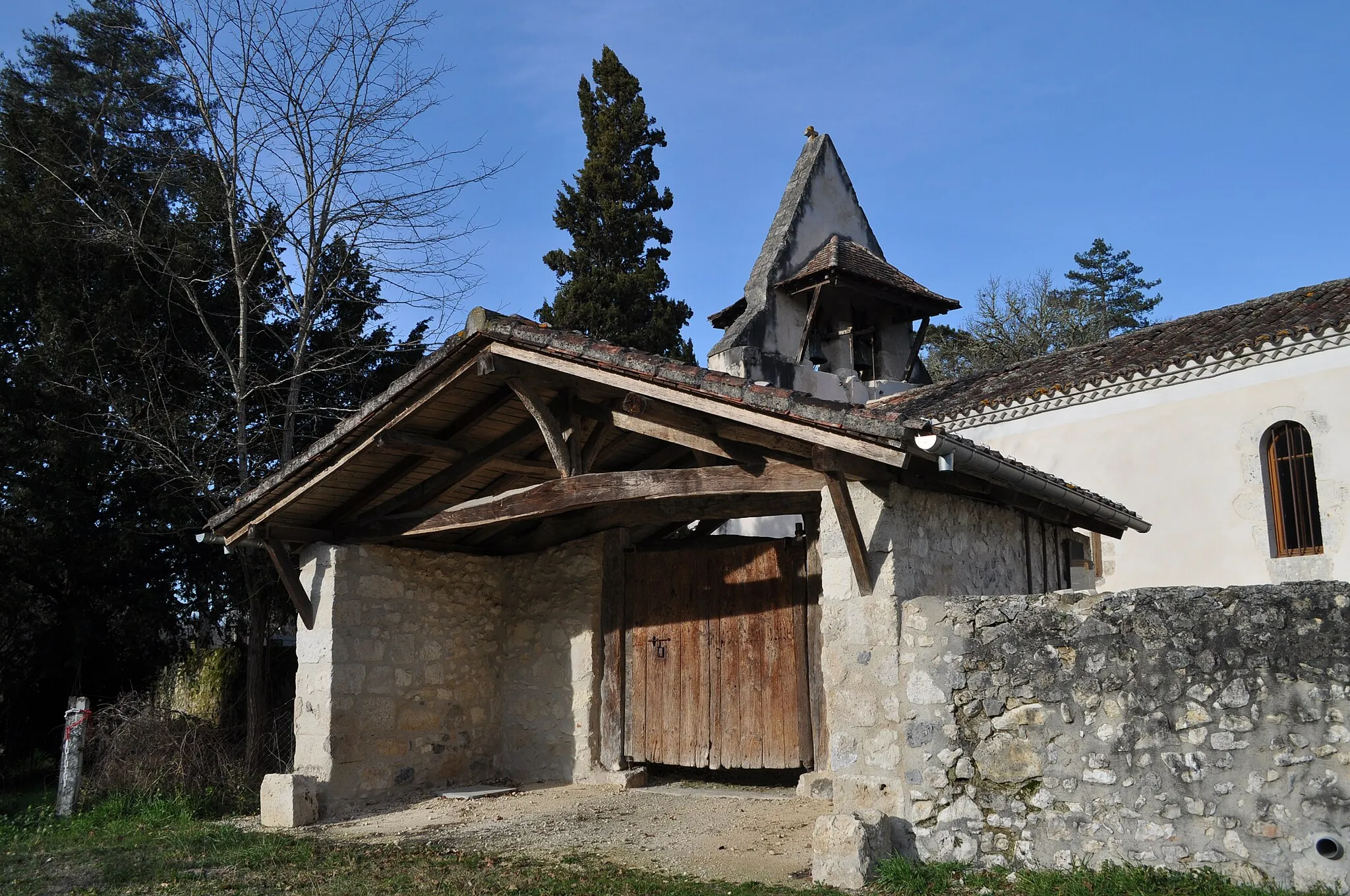 Photo showing: Capilla y cementerio de Le Tren Beauziac