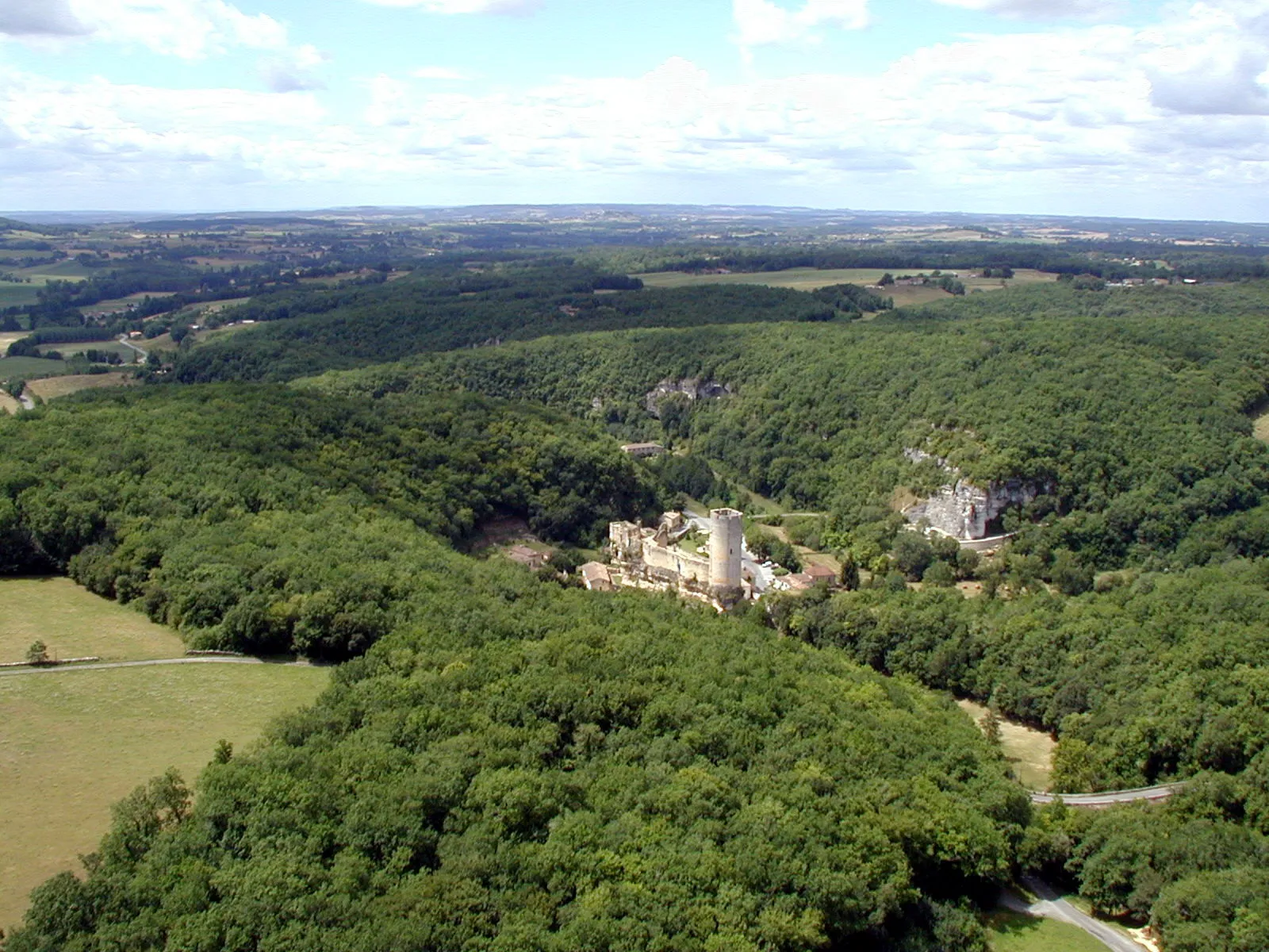 Photo showing: Vue aérienne de la commune de Gavaudun