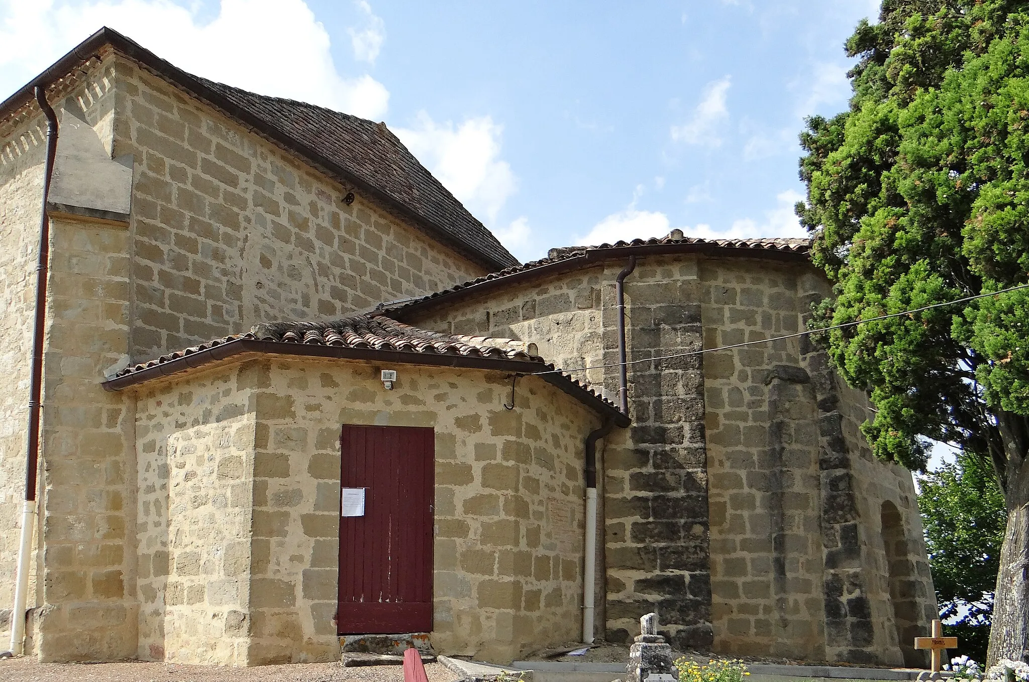 Photo showing: Sérignac - Église Notre-Dame - Chevet