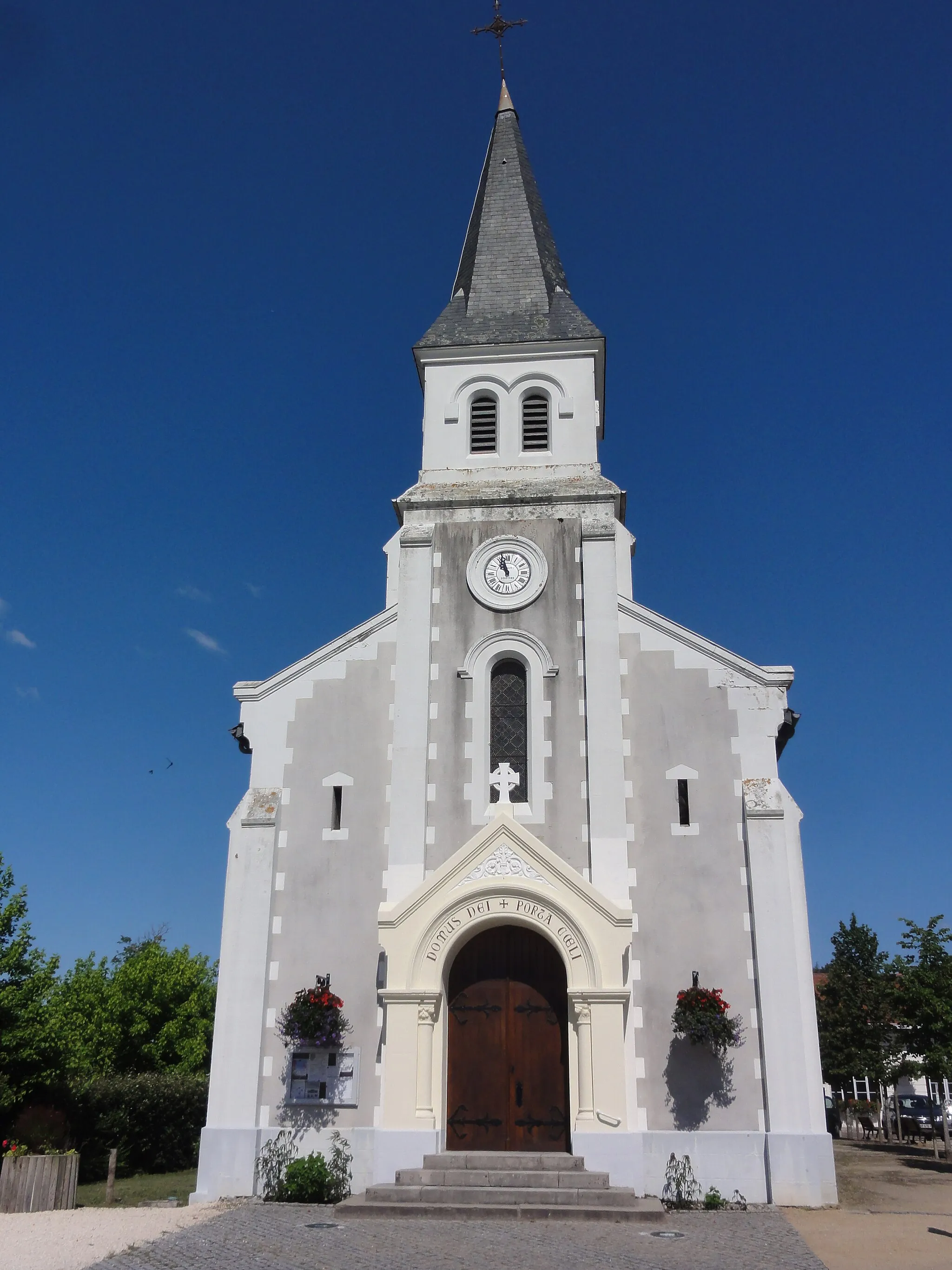 Photo showing: Azur (Landes) élise, façade