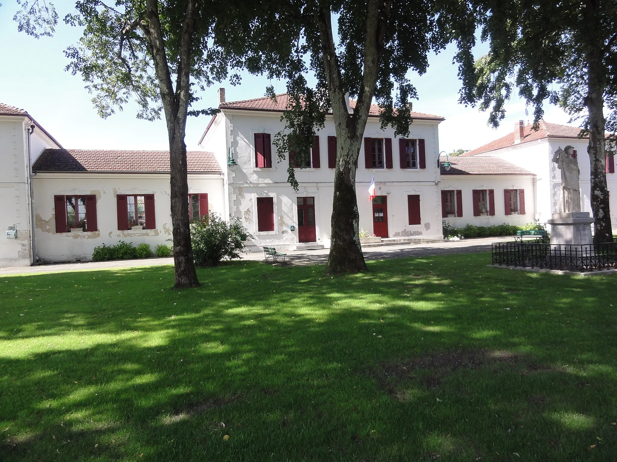 Photo showing: Taller (Landes) mairie