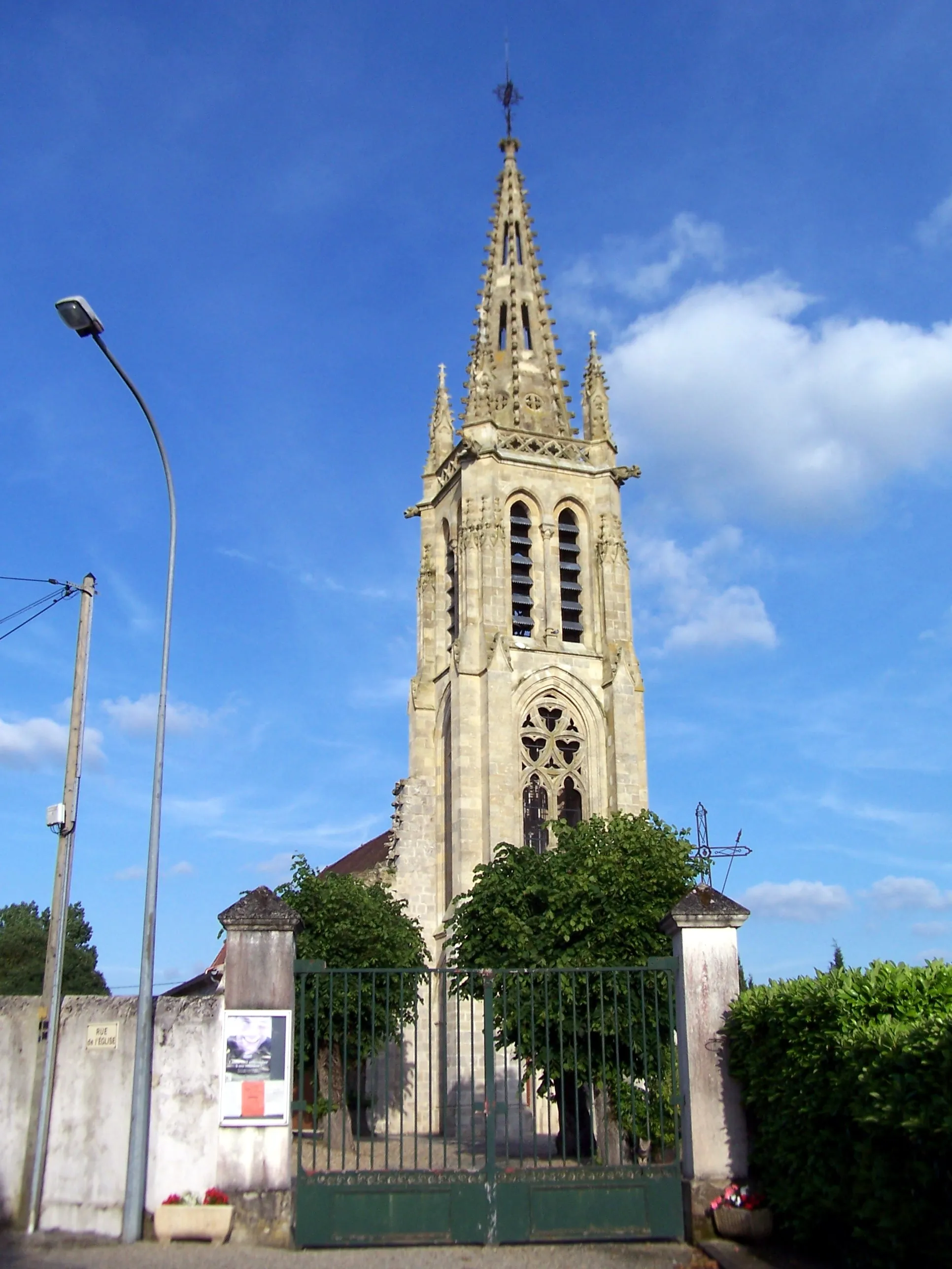 Photo showing: Church Saint-Front of Castelnau-sur-Gupie (Lot-et-Garonne, France)