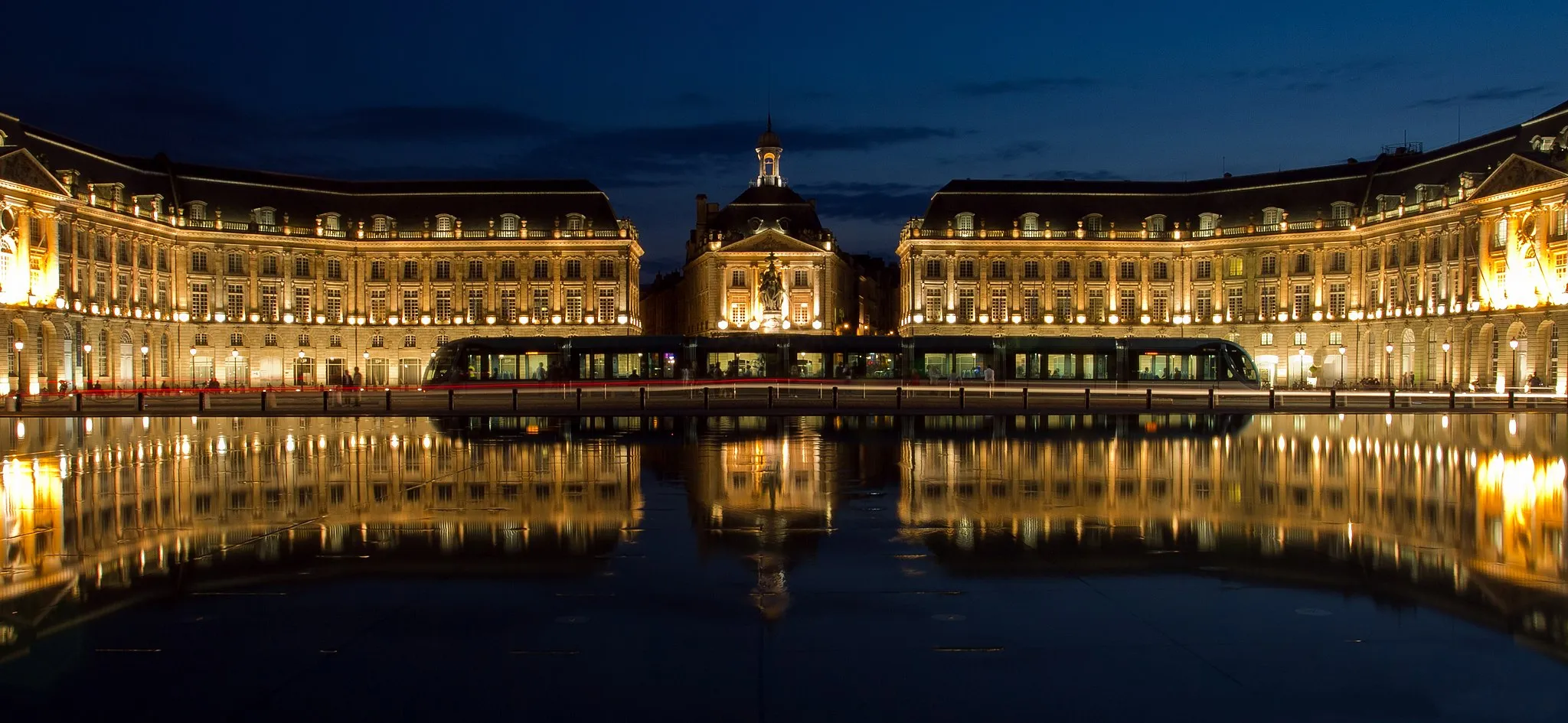 Photo showing: This building is classé au titre des monuments historiques de la France. It is indexed in the base Mérimée, a database of architectural heritage maintained by the French Ministry of Culture, under the reference PA00083191 .