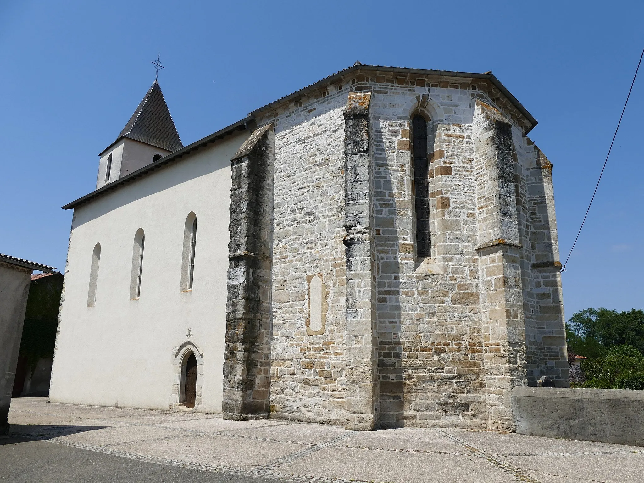 Photo showing: Church in Oraàs (Pyrénées-Atlantiques, Nouvelle-Aquitaine, France).