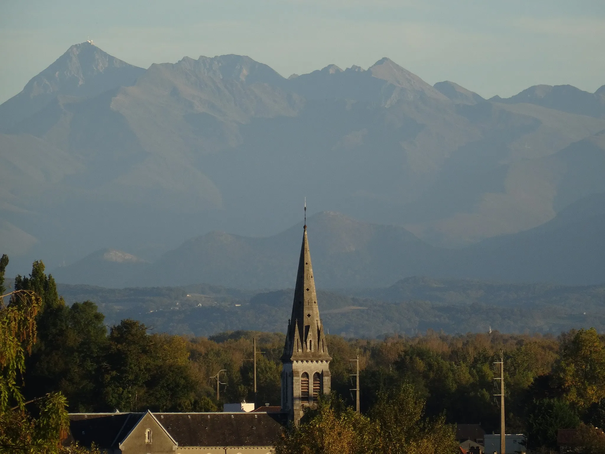 Photo showing: Vue sur les Pyrénées depuis Pau