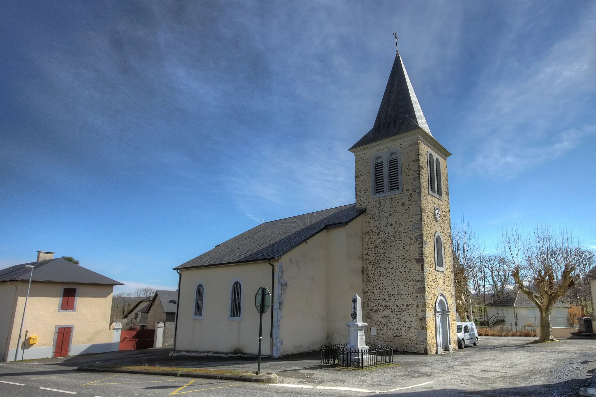 Photo showing: L'église Saint-Sébastien à Labatmale dans les Pyrénées-Atlantiques