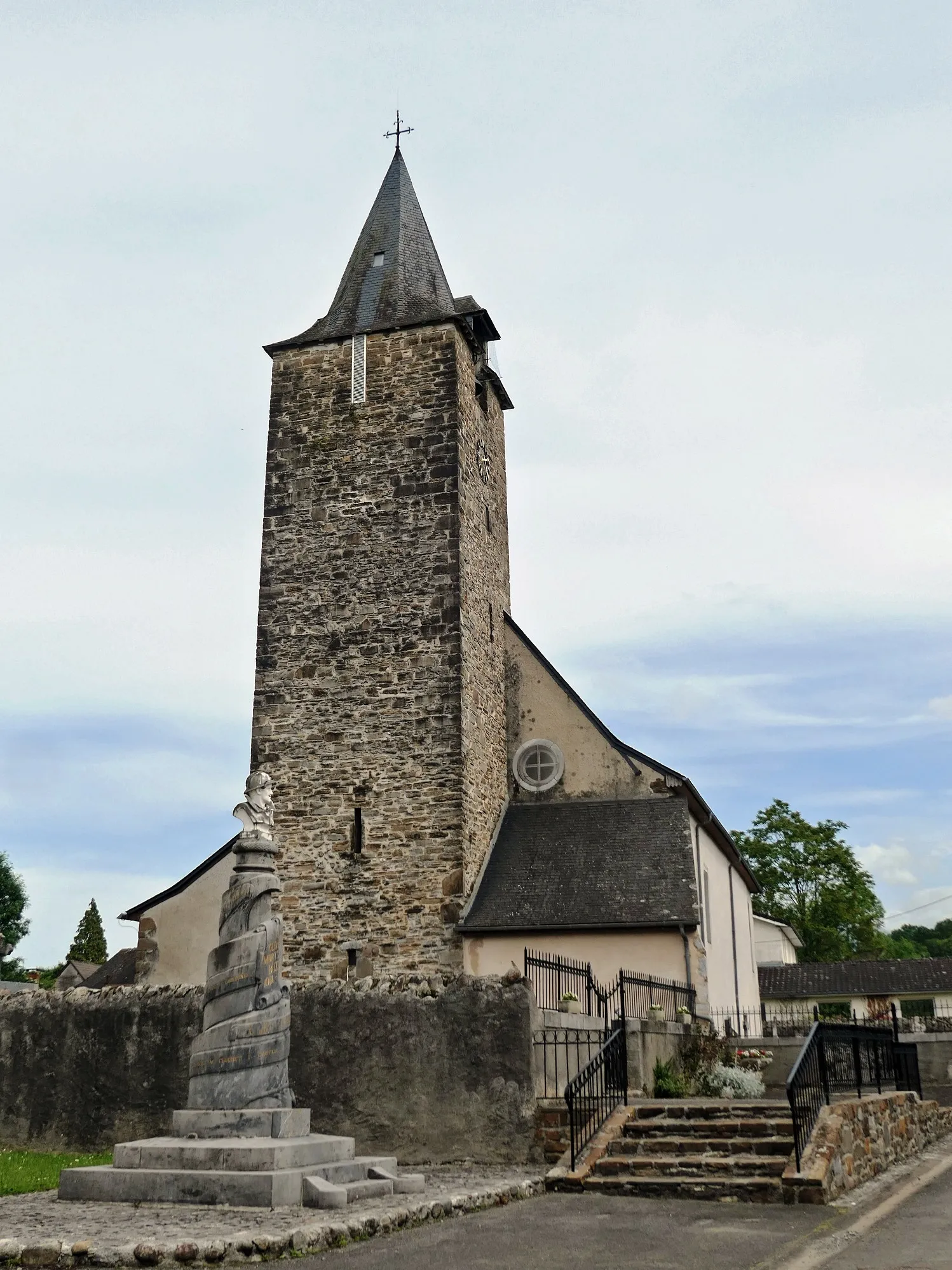Photo showing: Église Saint-Julien-de-Bigorre de Buziet