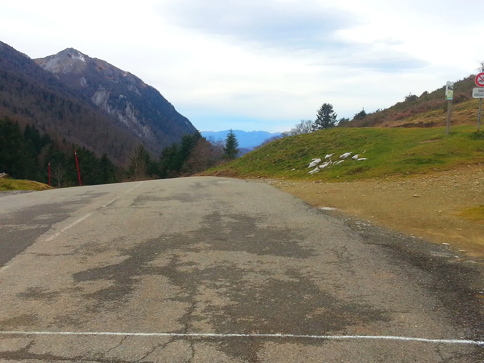 Photo showing: Au col de Marie-Blanque, vue ouest.