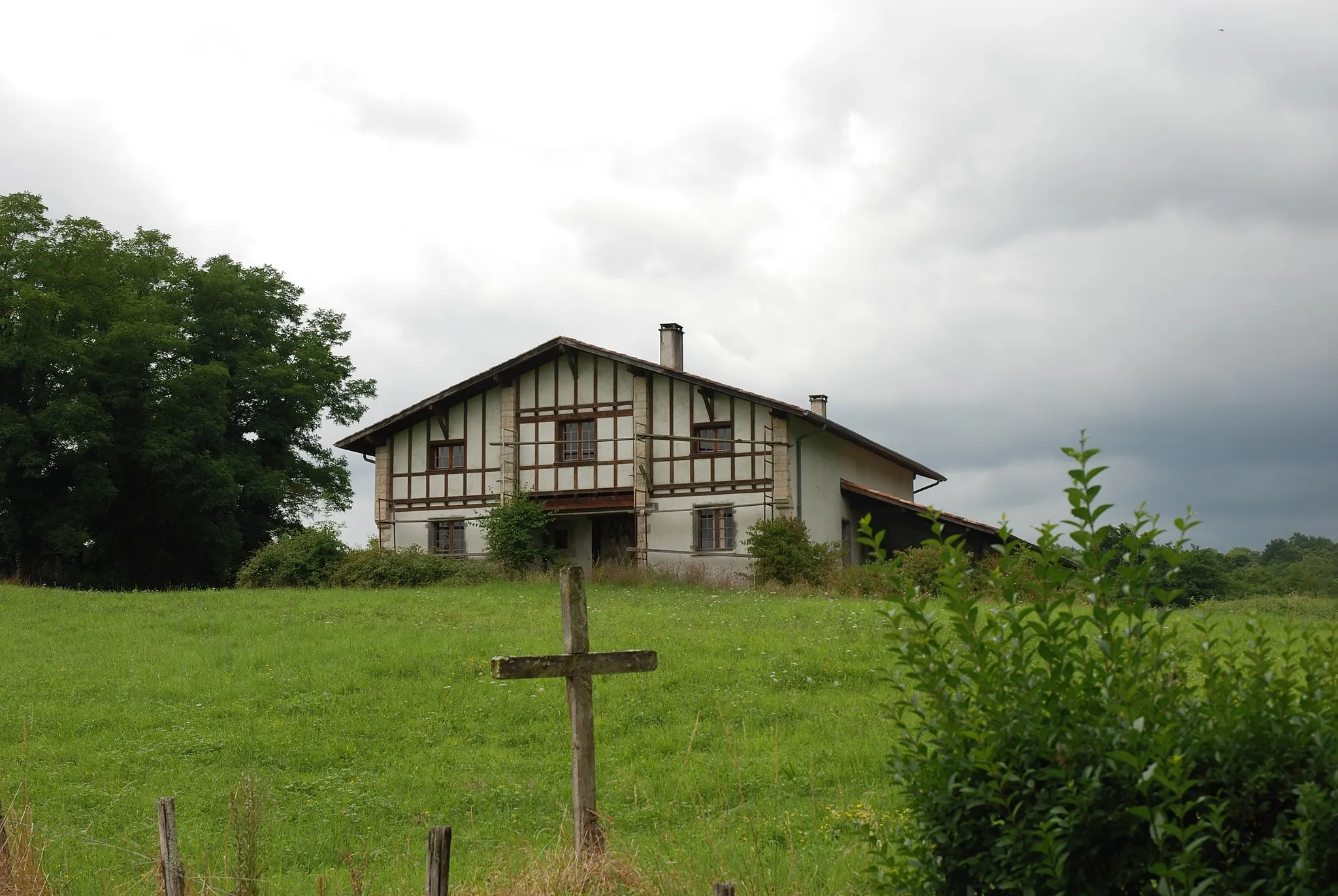 Photo showing: Briscous, maison labourdine