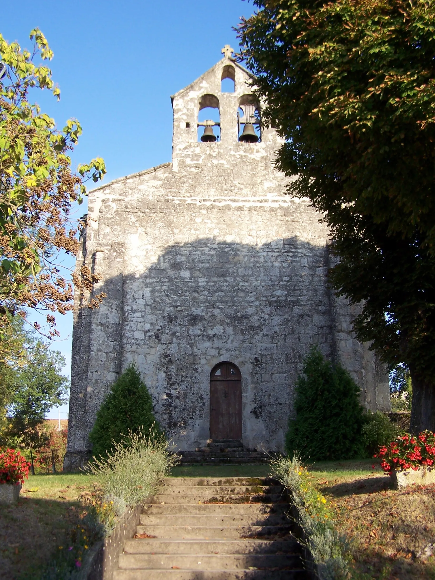 Photo showing: This building is indexed in the base Mérimée, a database of architectural heritage maintained by the French Ministry of Culture, under the reference PA00084111 .