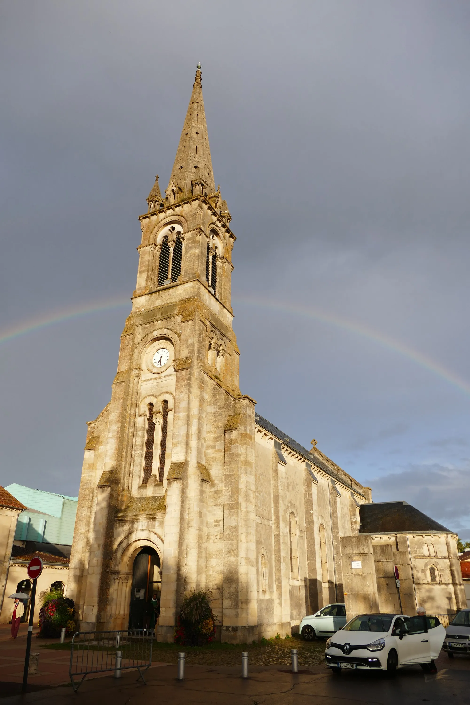 Photo showing: Our Lady-de-la-Merci's church in Le Haillan (Gironde, Aquitaine, France).