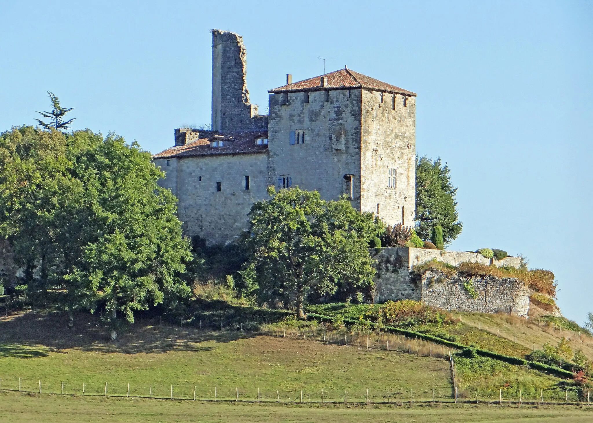 Photo showing: Château de Madaillan - Côté nord