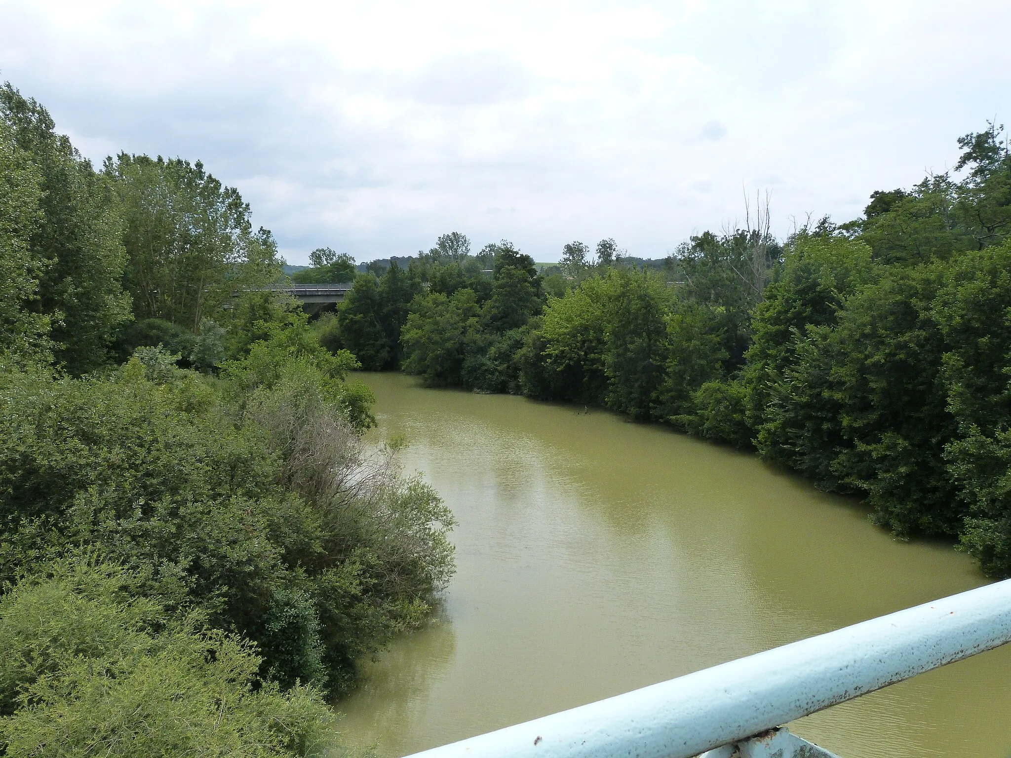 Photo showing: La rivière Baïse au pont-canal sur la commune de Vianne (Lot-et-Garonne)
