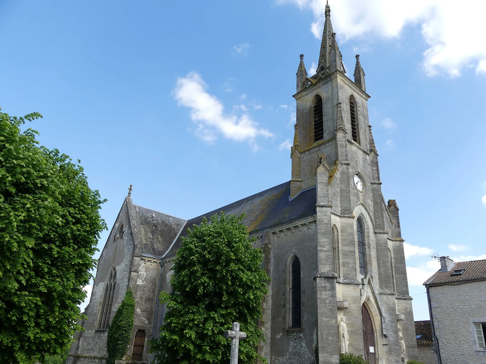 Photo showing: L'église de Bouniagues, Dordogne, France.