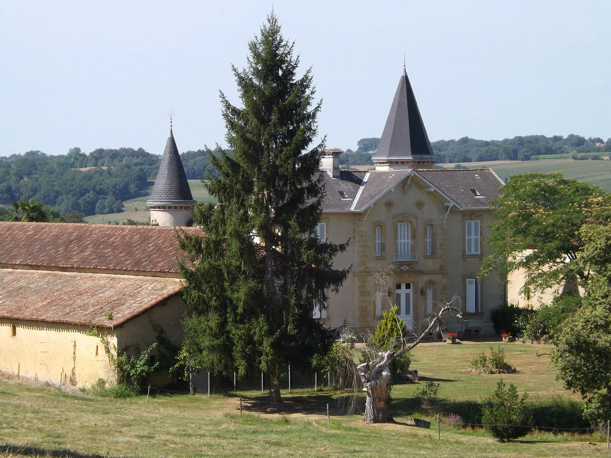 Photo showing: Manoir de Drouilhet, Clèdes, Landes, France