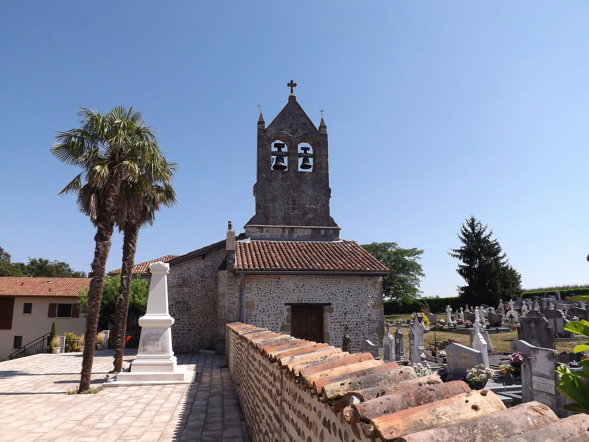 Photo showing: Glèisa de sent Miquèu de la Cau Junta, Tursan, Gasconha