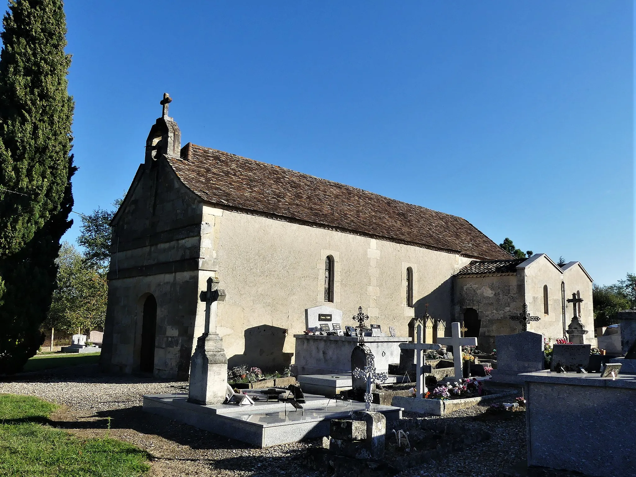 Photo showing: L'église de Sainte-Foy-des-Vignes, Ginestet, Dordogne, France.