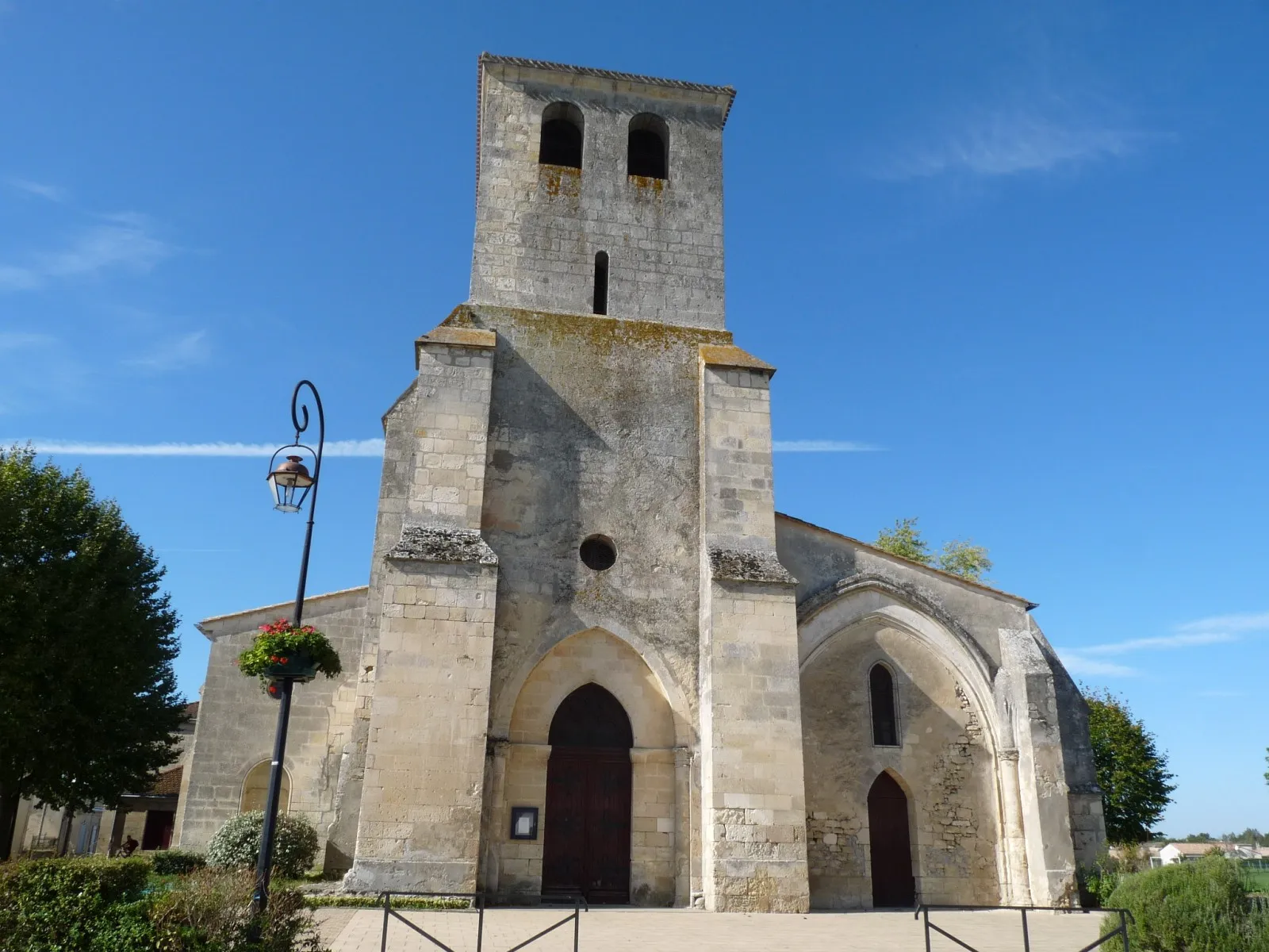 Photo showing: Eglise de Cézac, Gironde, France