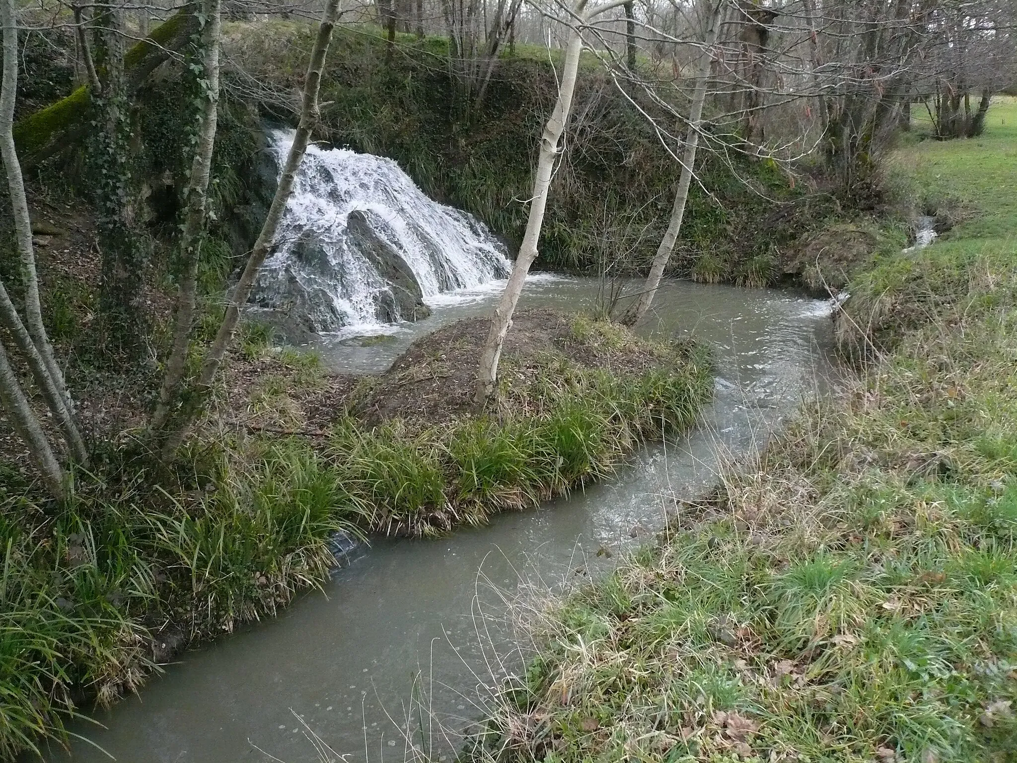 Photo showing: La cascade de Pompignac en février 2010