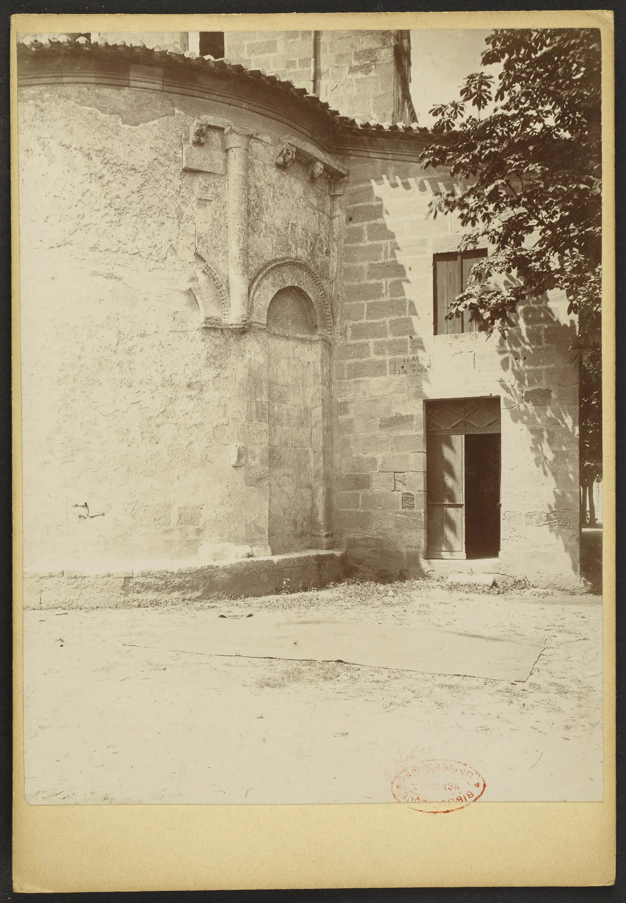 Photo showing: Eglise Sainte-Radegonde de Saint-Médard-de-Guizières; Chevet