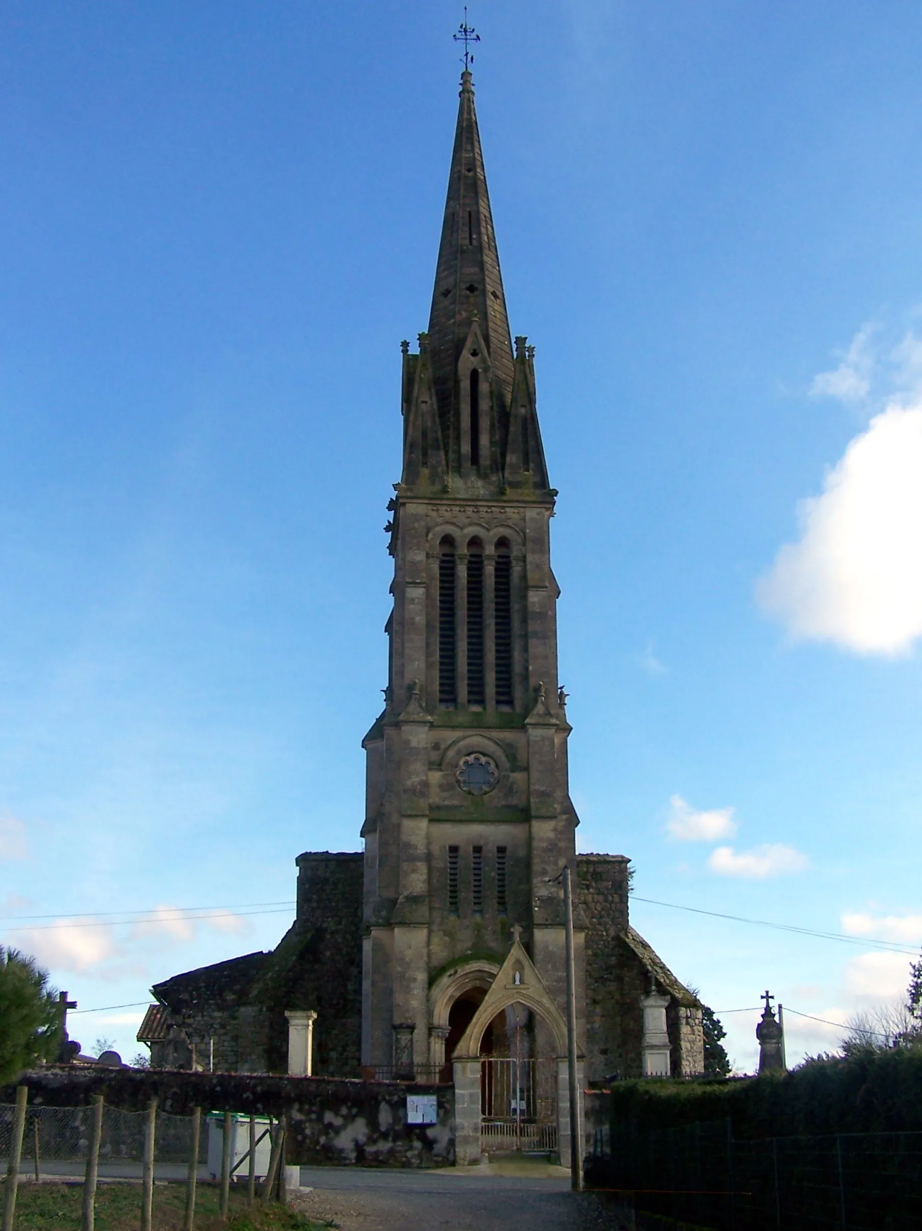 Photo showing: Church Saint-Albert of Lamothe-Landerron (Gironde, France)