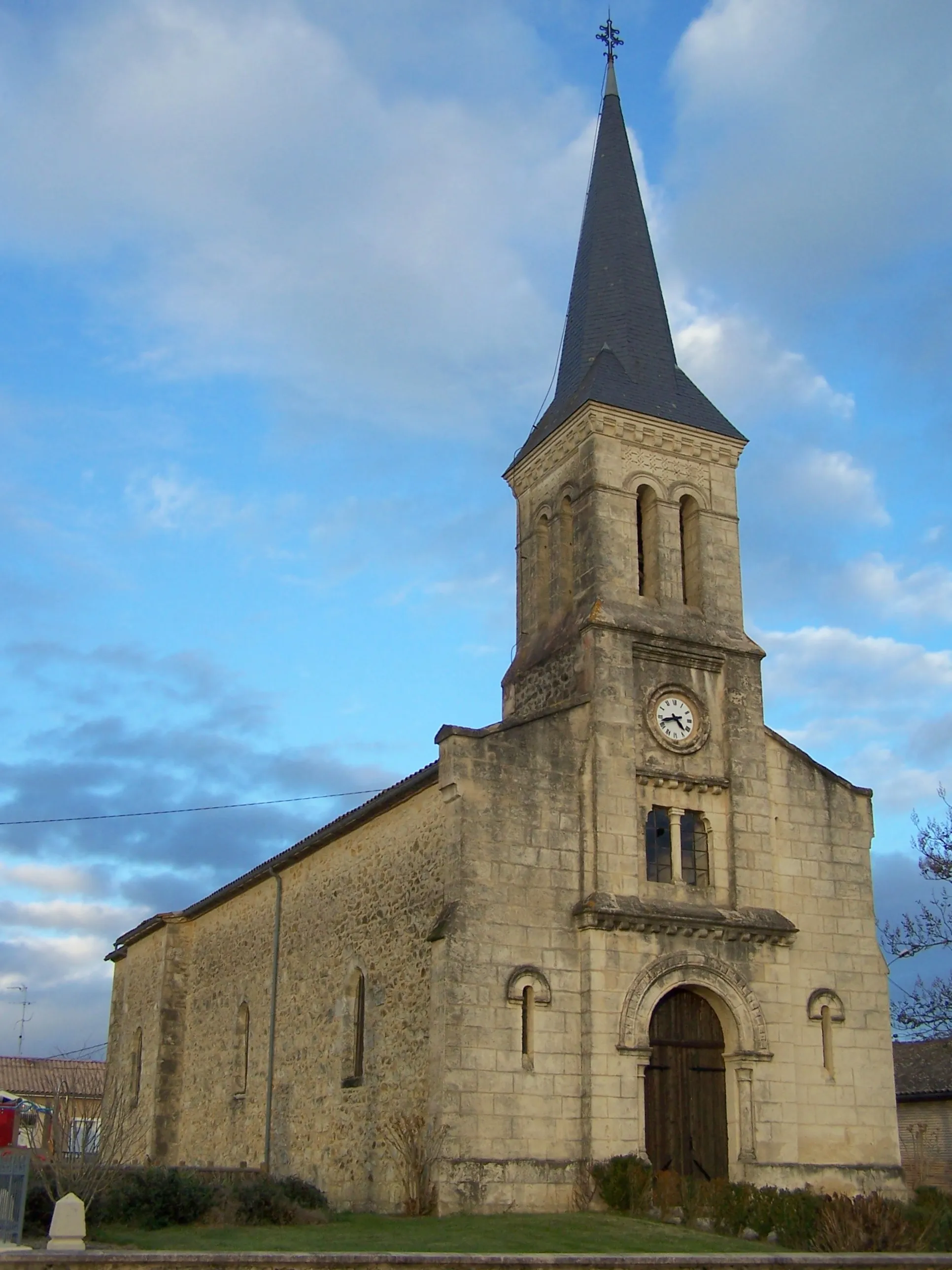 Photo showing: Church of Sigalens (Gironde, France)