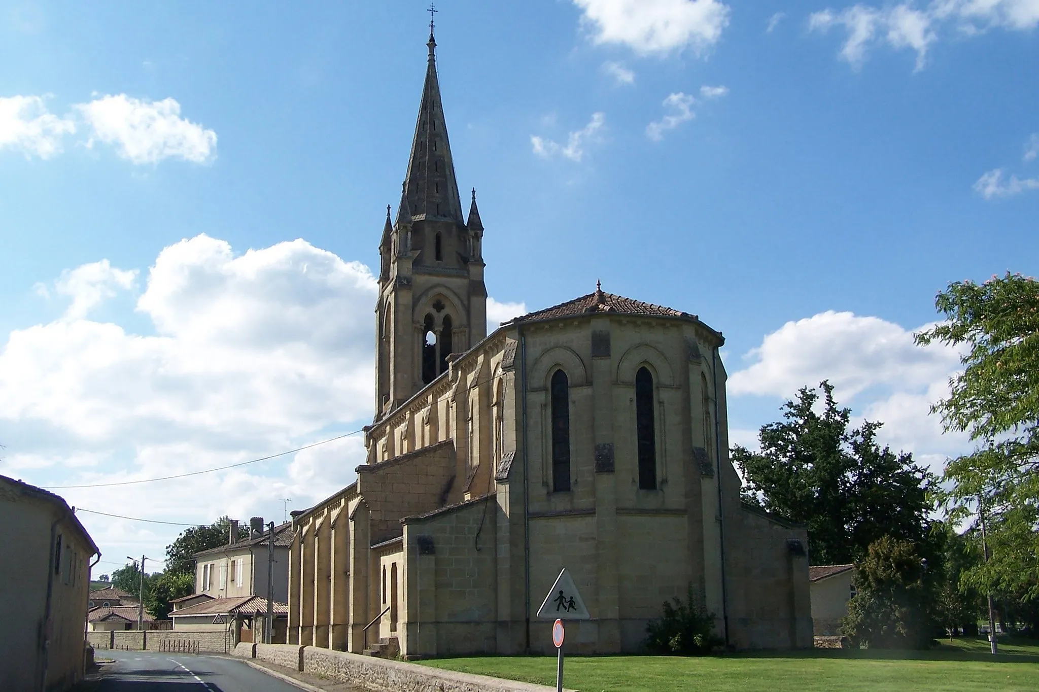 Photo showing: Church Saint-Vincent of Morizès (Gironde, France)