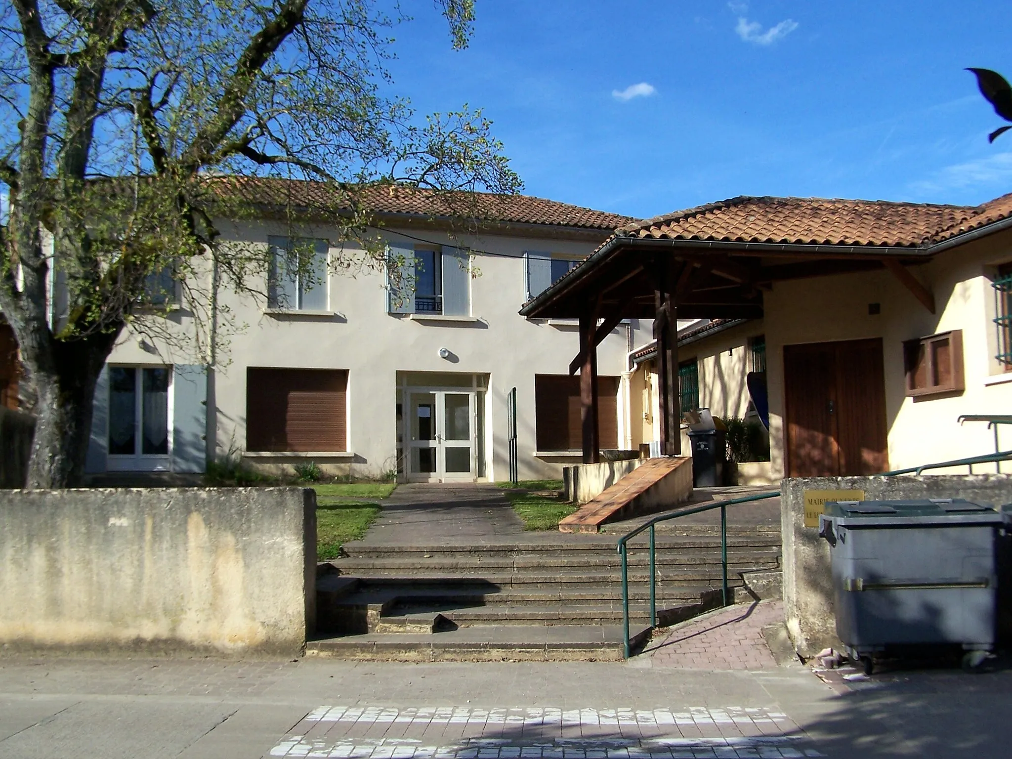 Photo showing: Town hall of Ladaux (Gironde, France)