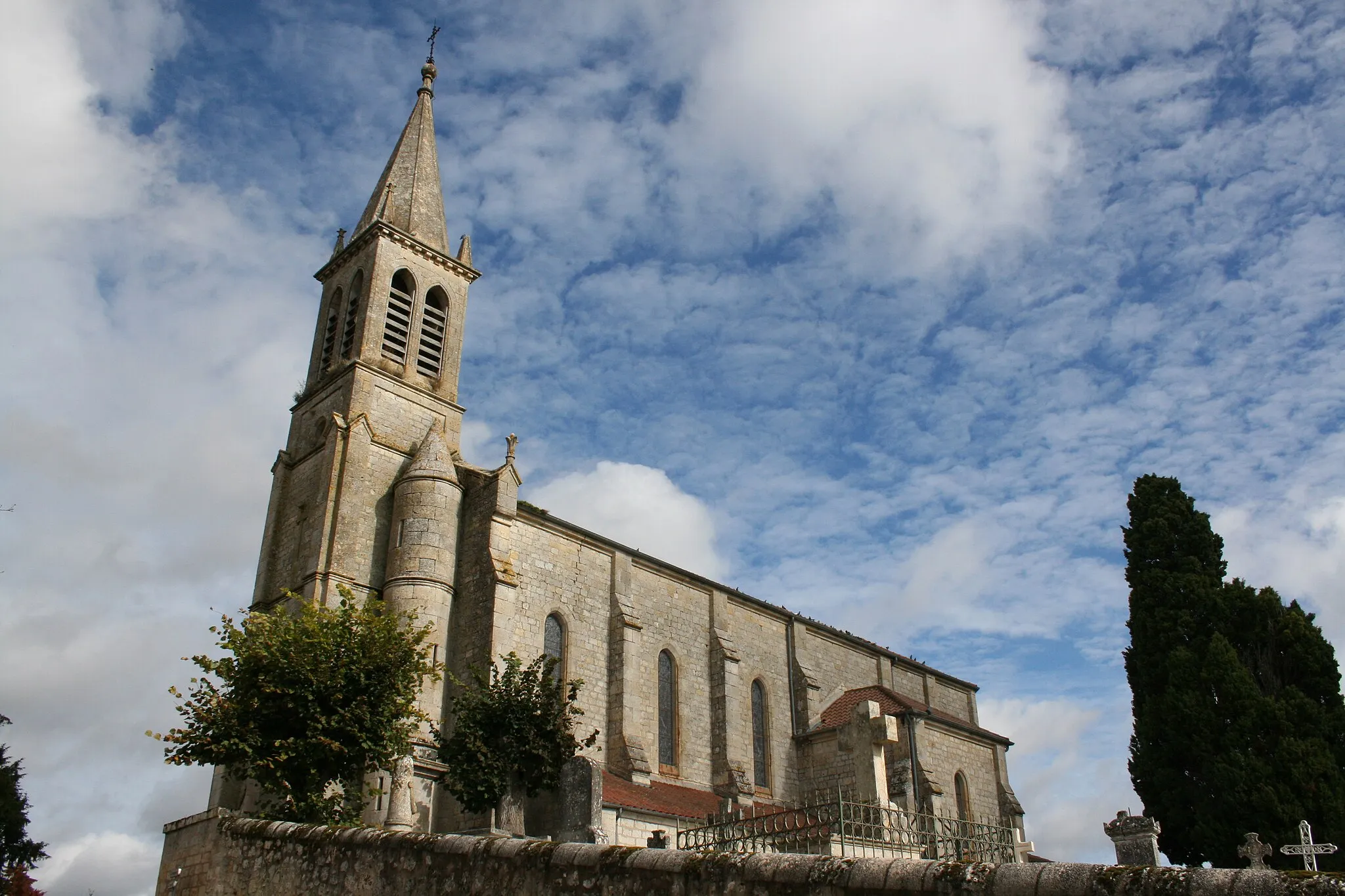 Photo showing: Parish church of Sempesserre