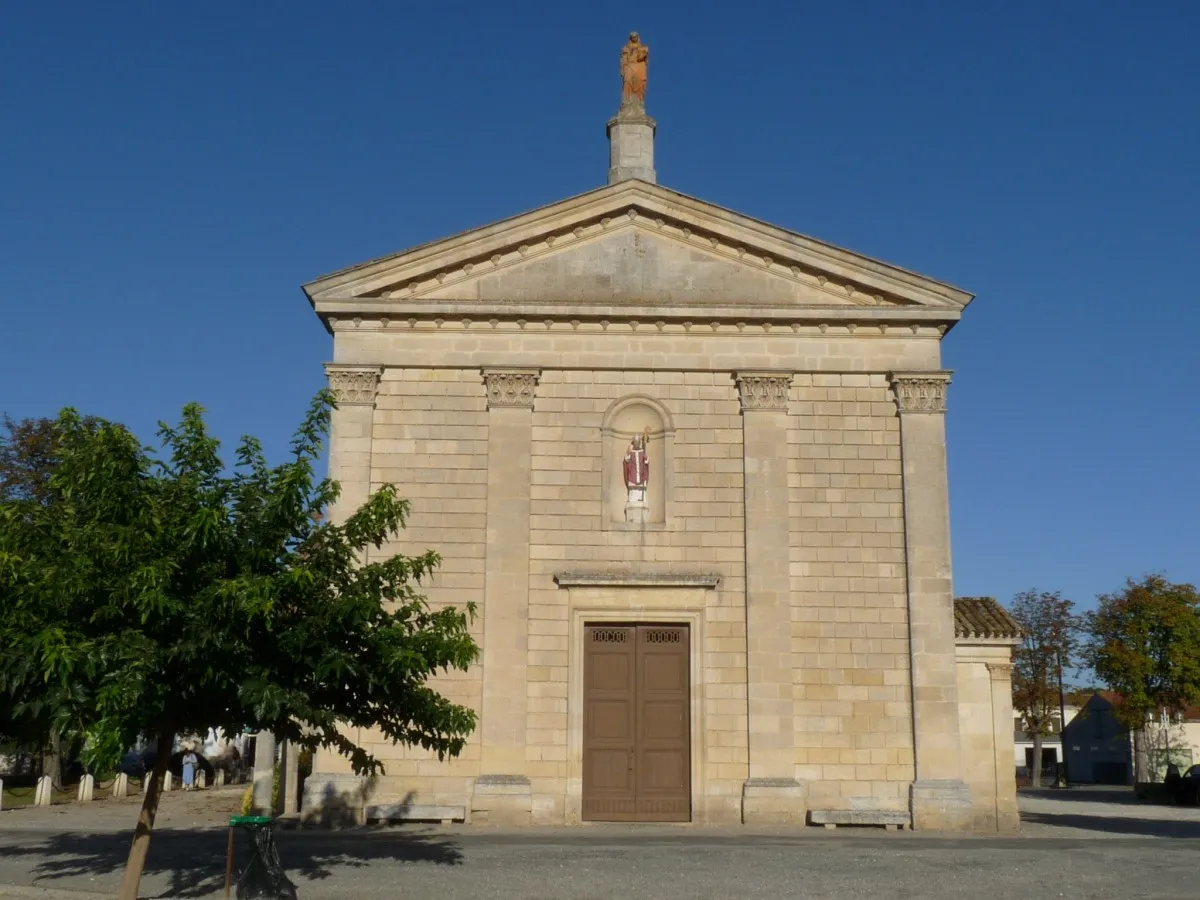Photo showing: L'église, le Centre, Jau-Dignac-et-Loirac, Gironde, France
